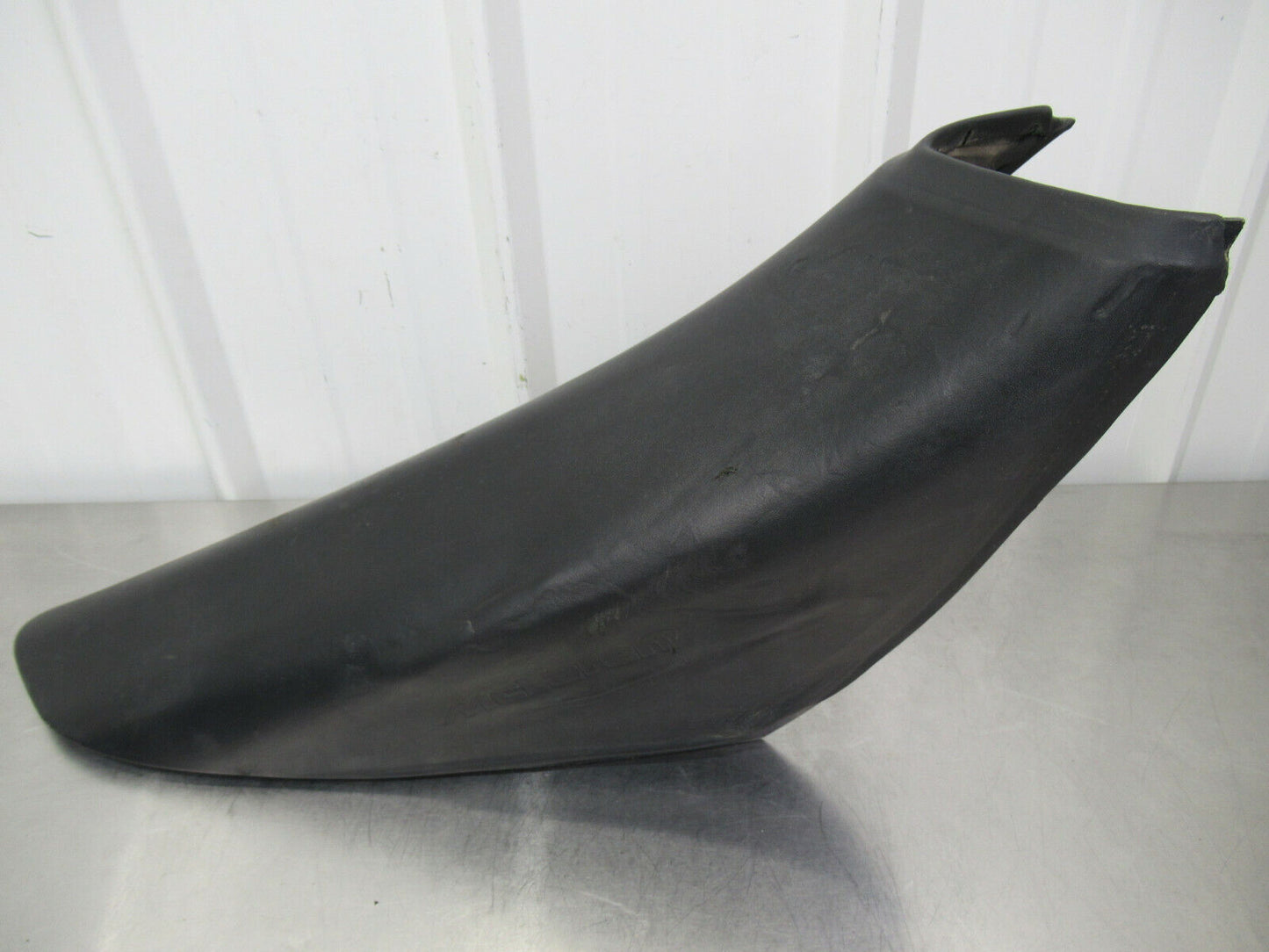 T020 2016 16 MCLAREN 570S RH RIGHT DOOR SILL TRIM PANEL COVER DAMAGED