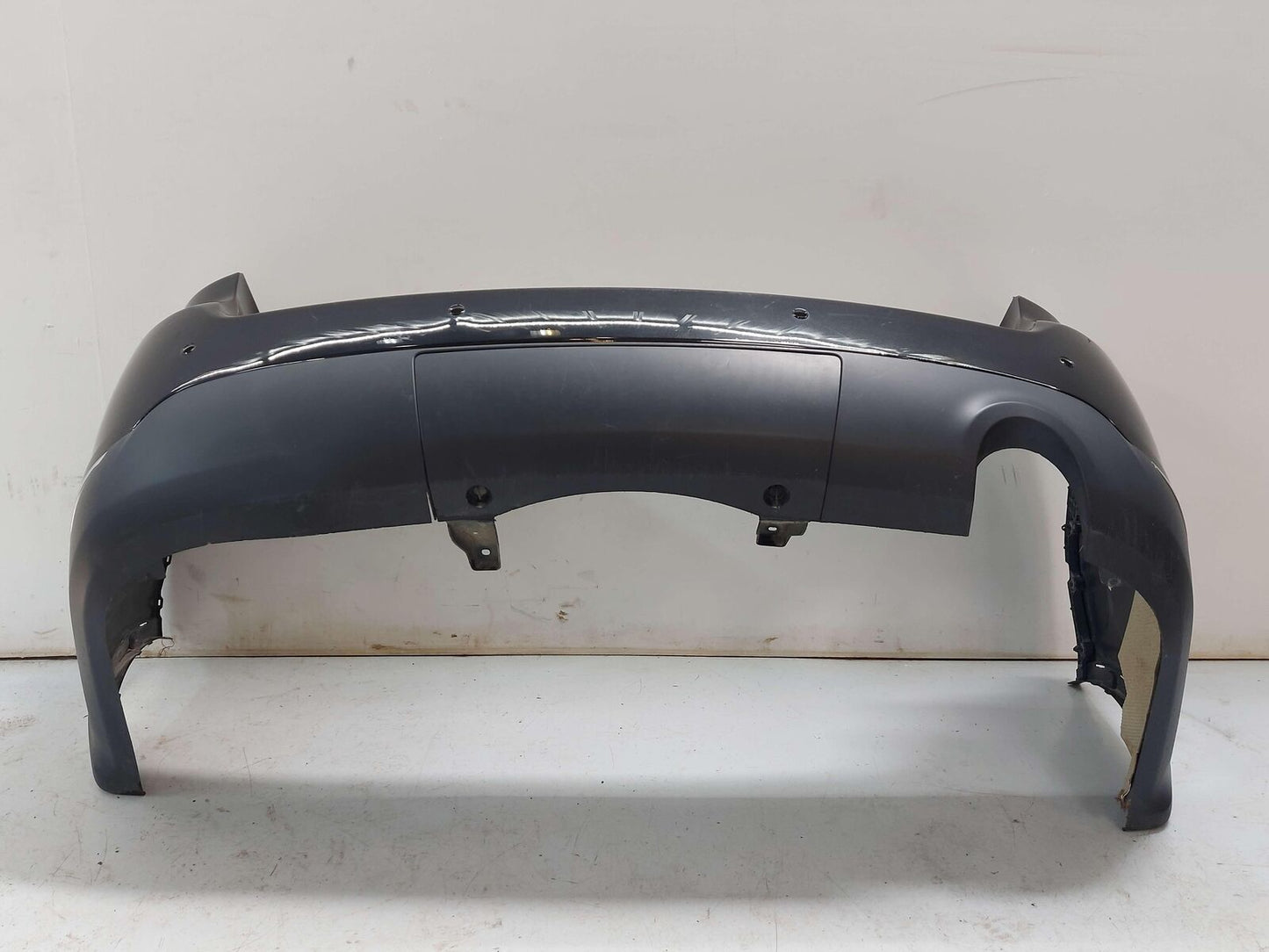 16-21 DODGE DURANGO REAR BUMPER BLACK SINGLE EXHAUST TEXTURED LOWER COVER