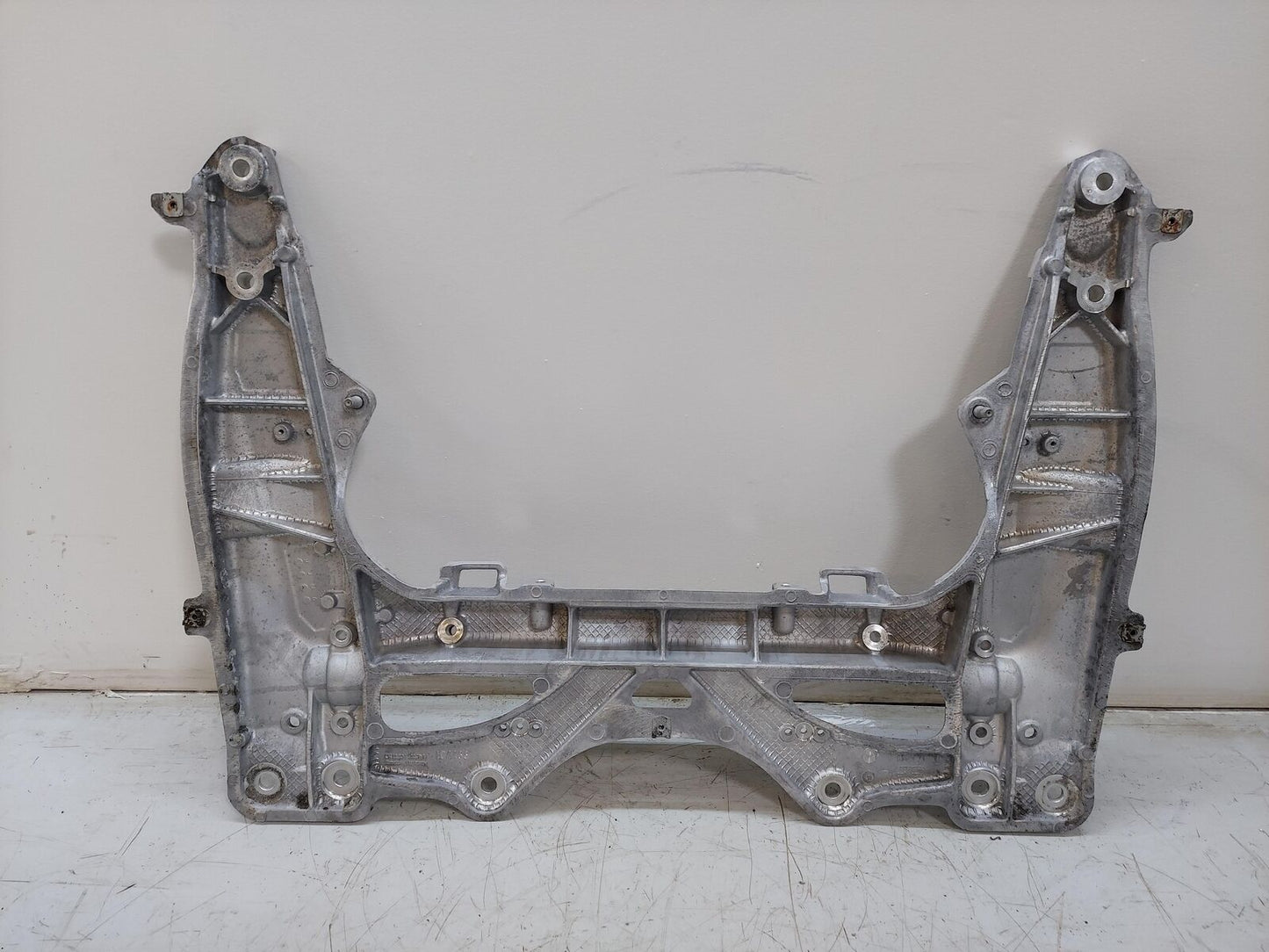 14-19 Porsche Cayman 718 Front Sub frame Undercarraige Crossmember 99134108116