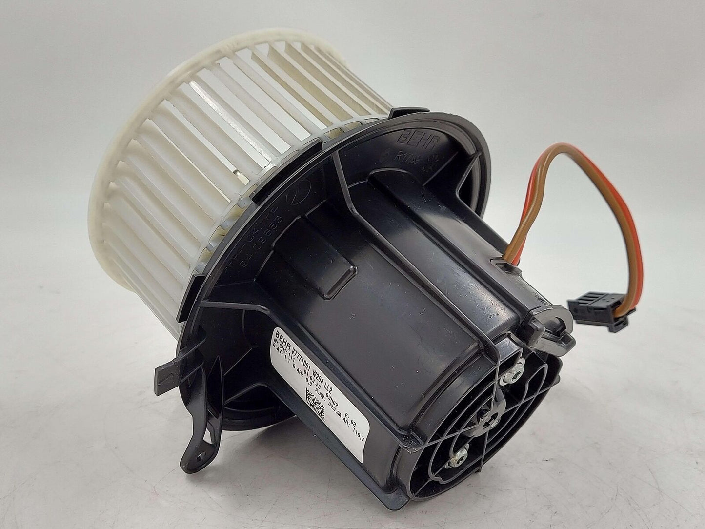 2024 ASTON MARTIN DB12 VOLANTE HVAC A/C HEATER BLOWER MOTOR 9409653 V7771001