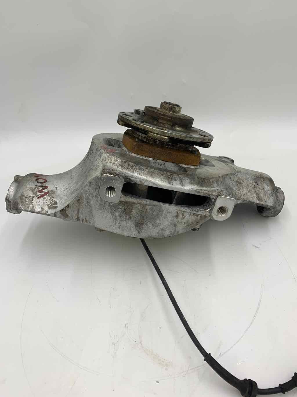 2000 Ferrari 360 Modena Right Spindle Knuckle Front hub 2179331