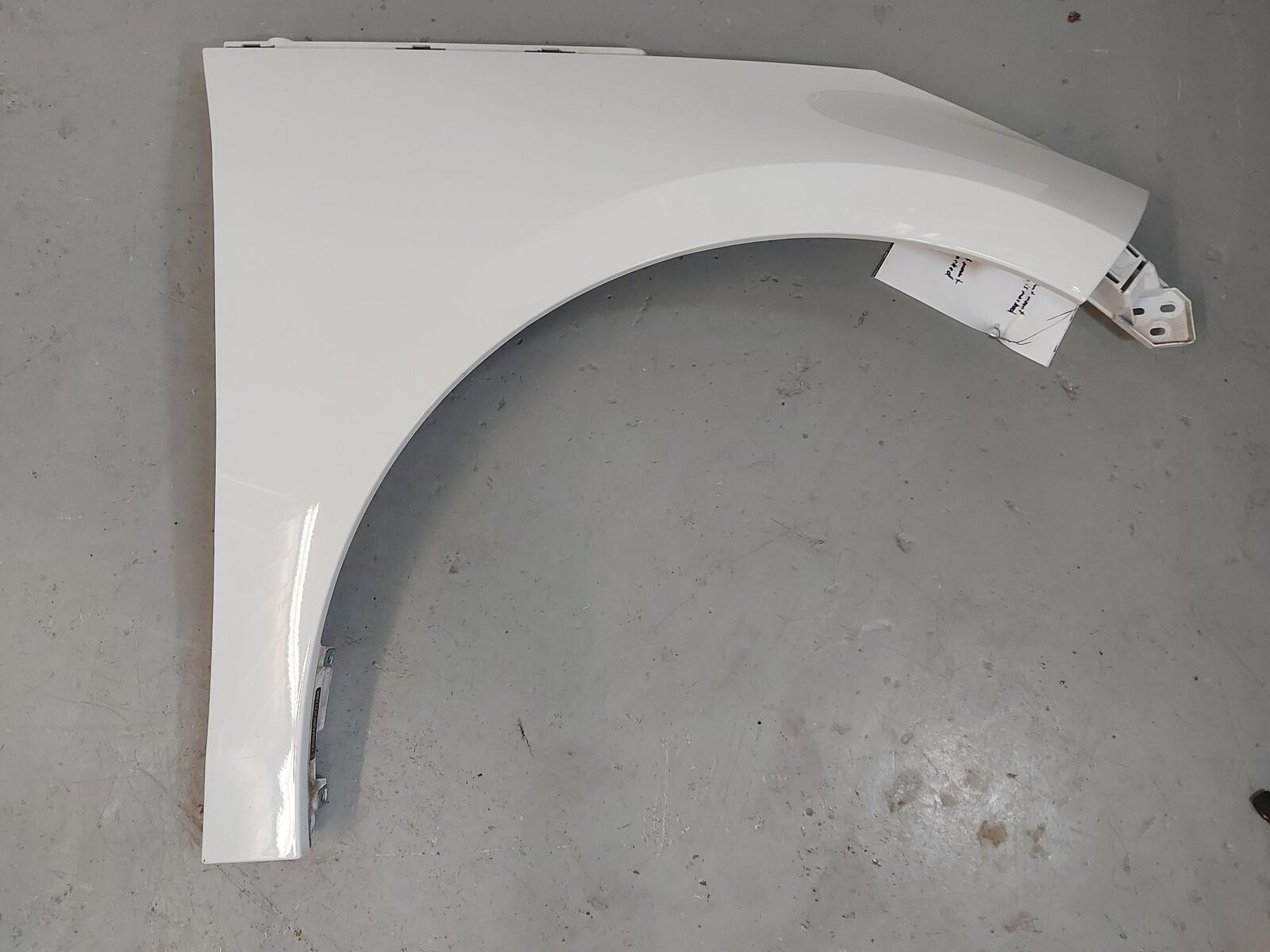 14-21 BMW I3 RH Right Fender *broken Mount Point* White 7299194