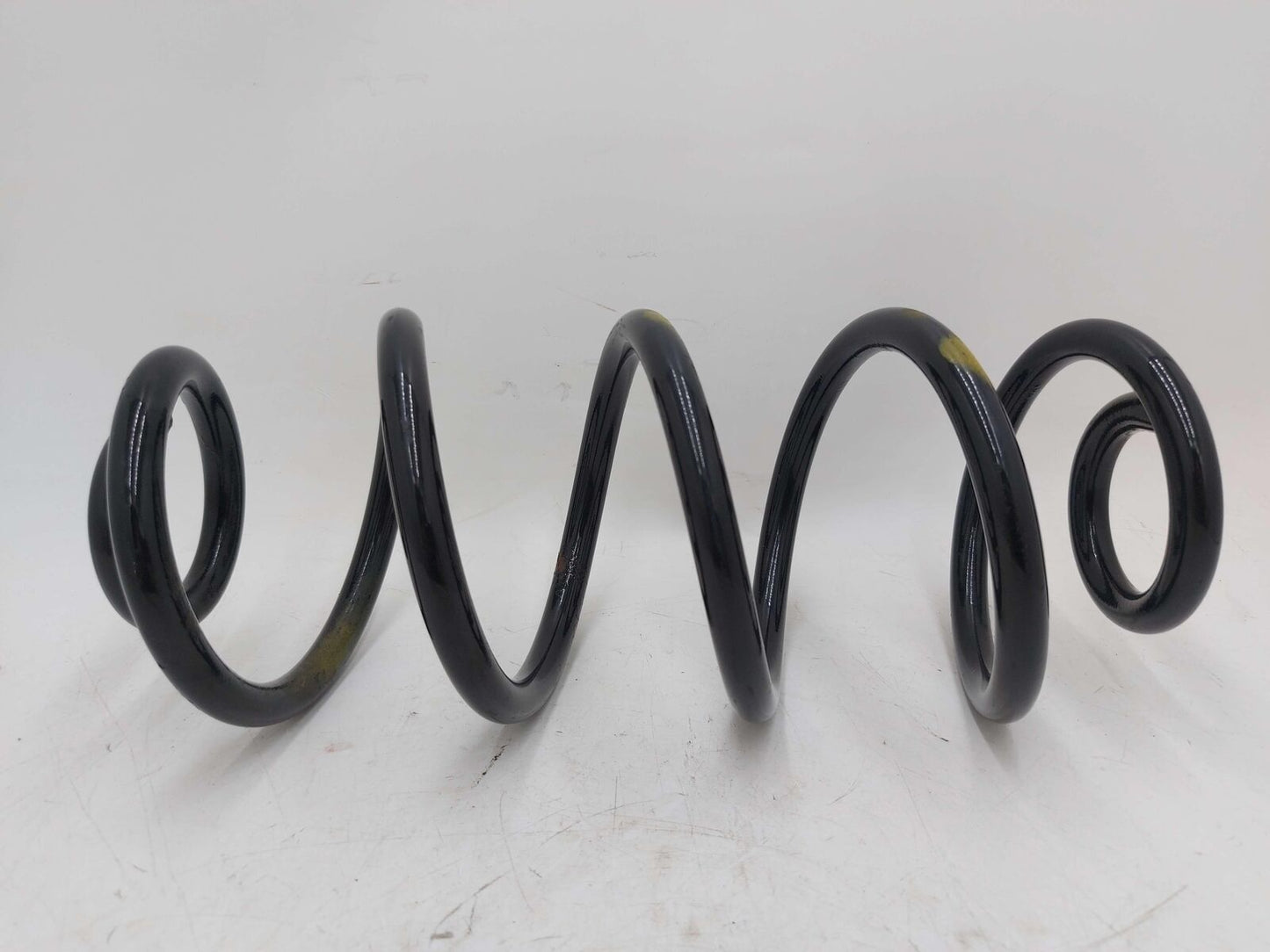 15-18 PORSCHE MACAN 95B S REAR LEFT COIL SPRING 95B511115L504