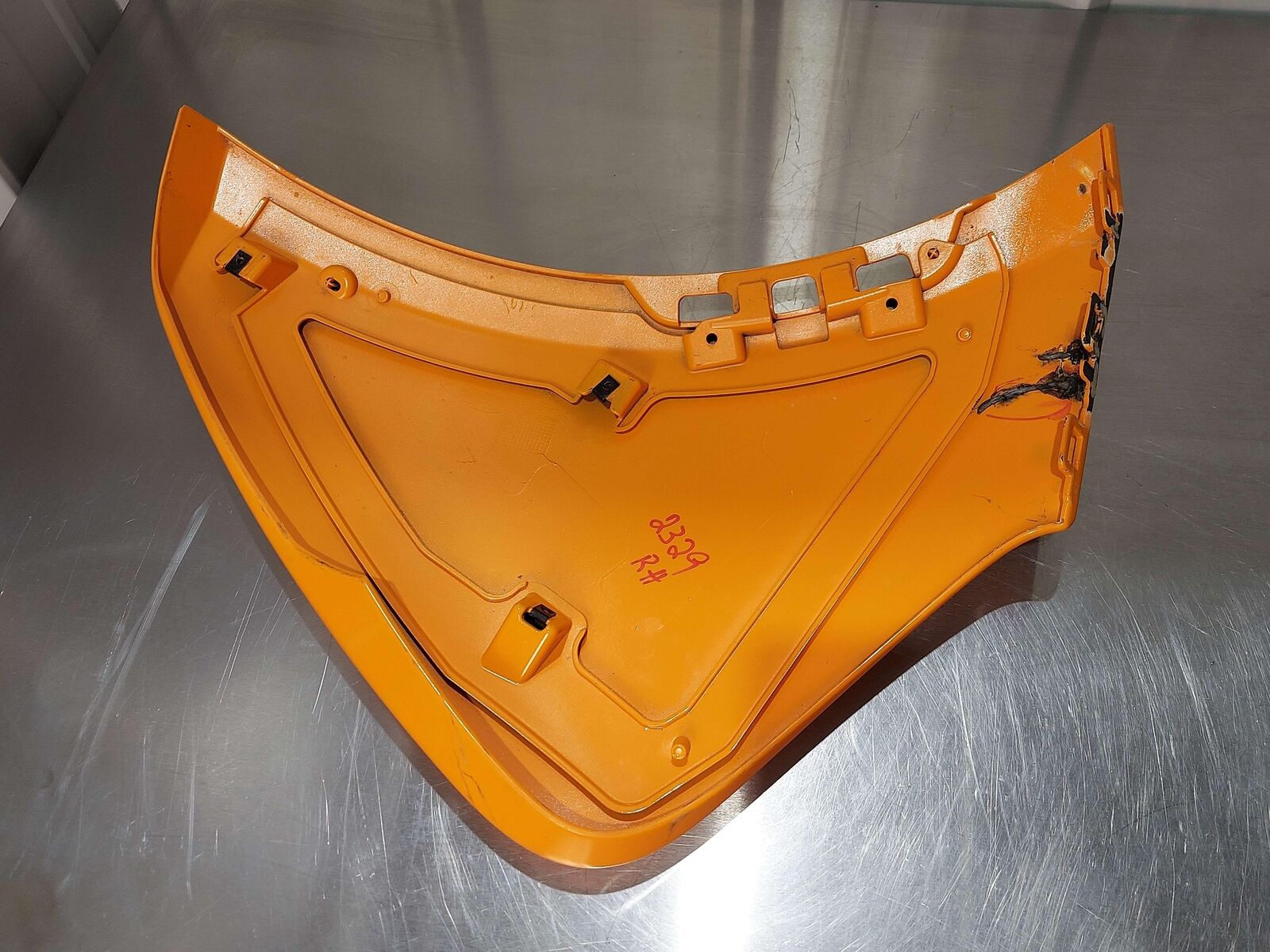 2023 Mclaren Artura Rear Bumper RH Right End Orange 3211 16AD758CP *NOTES*