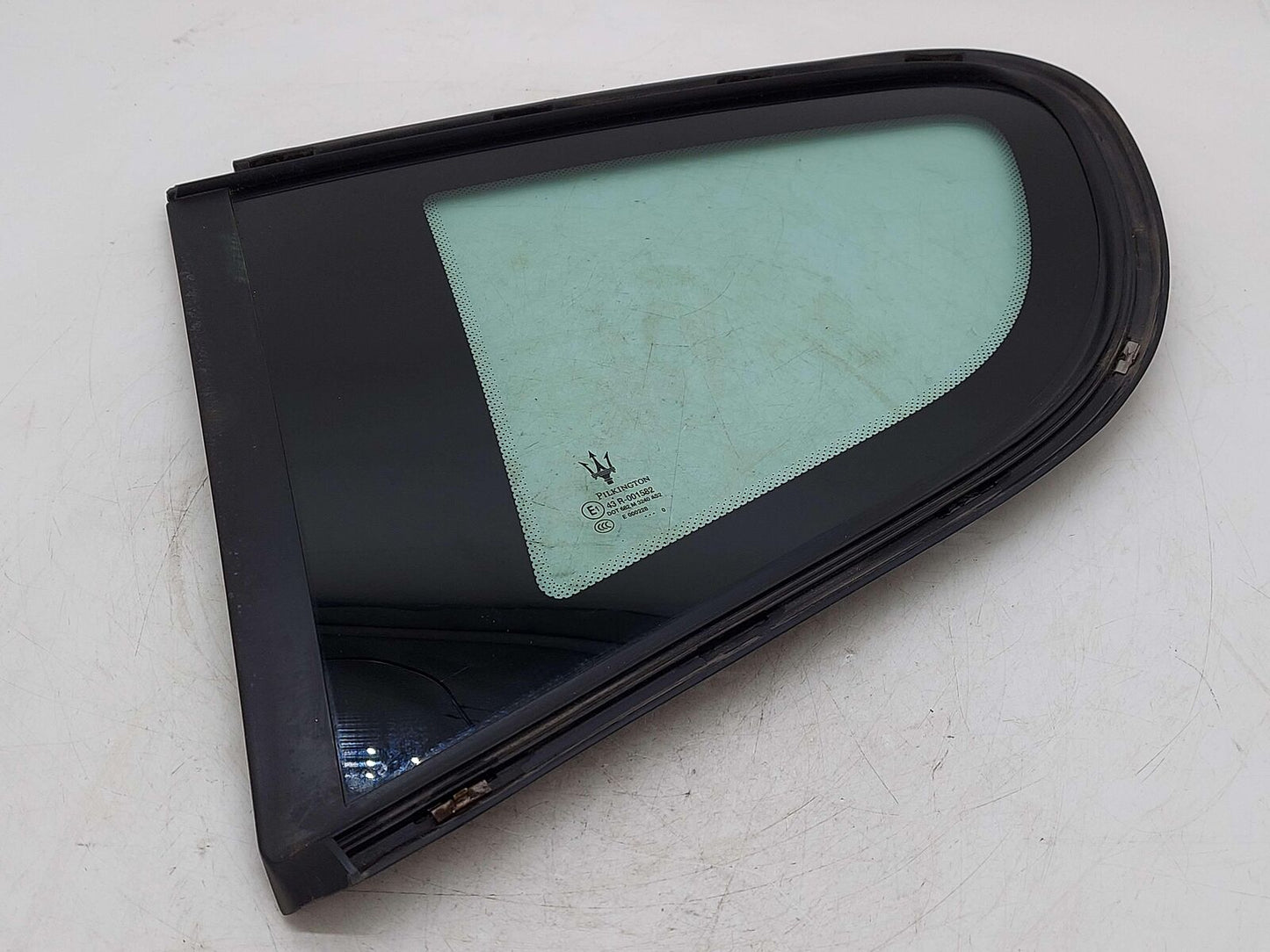 2010 Maserati GranTurismo S M145 Coupe LEFT QUARTER WINDOW GLASS