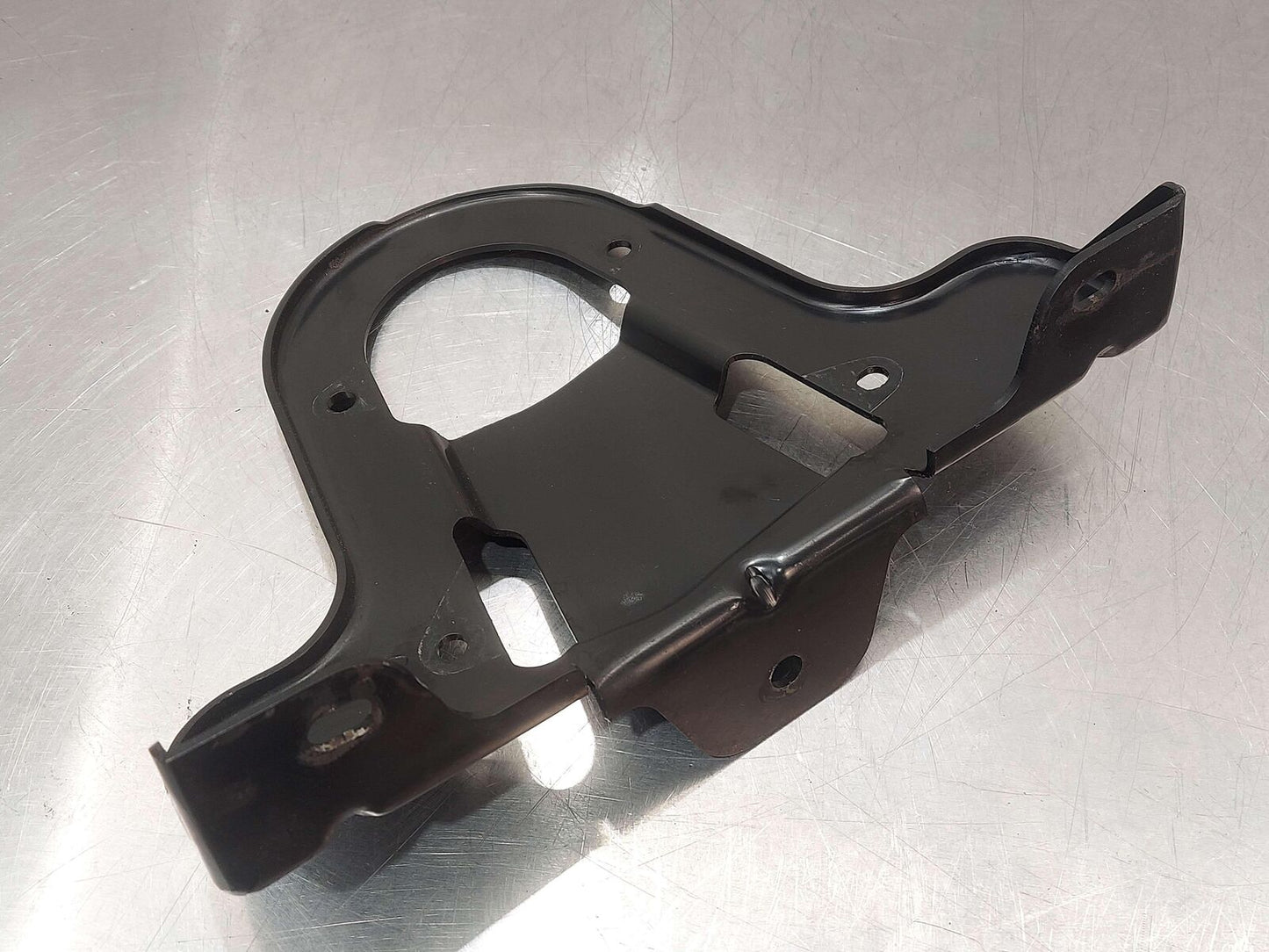 2006 FORD GT GT40 SUPERCAR REAR TRANSMISSION BRACKET 4G7V-5A205-DA OEM