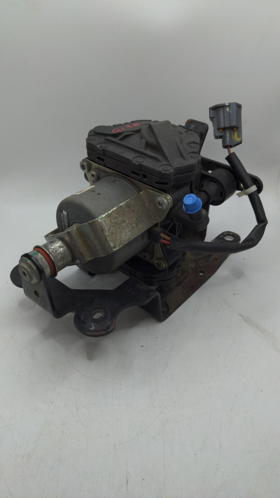 2014 TESLA S BRAKE SERVO BOOSTER VACUUM PUMP 105074