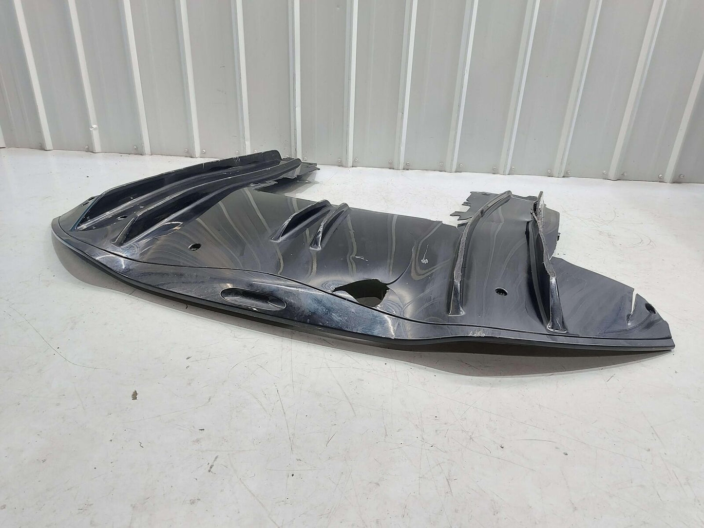 2021 MCLAREN GT REAR BUMPER LOWER DIFFUSER *CRACKED HOLES SCRATCHES* 22AC390GP