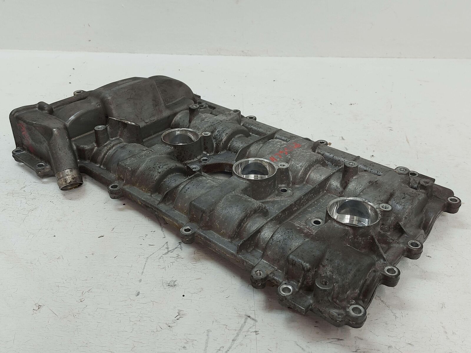 09-19 PORSCHE 911 CARRERA 4S 997.2 3.8L MA1.01 LEFT VALVE COVER