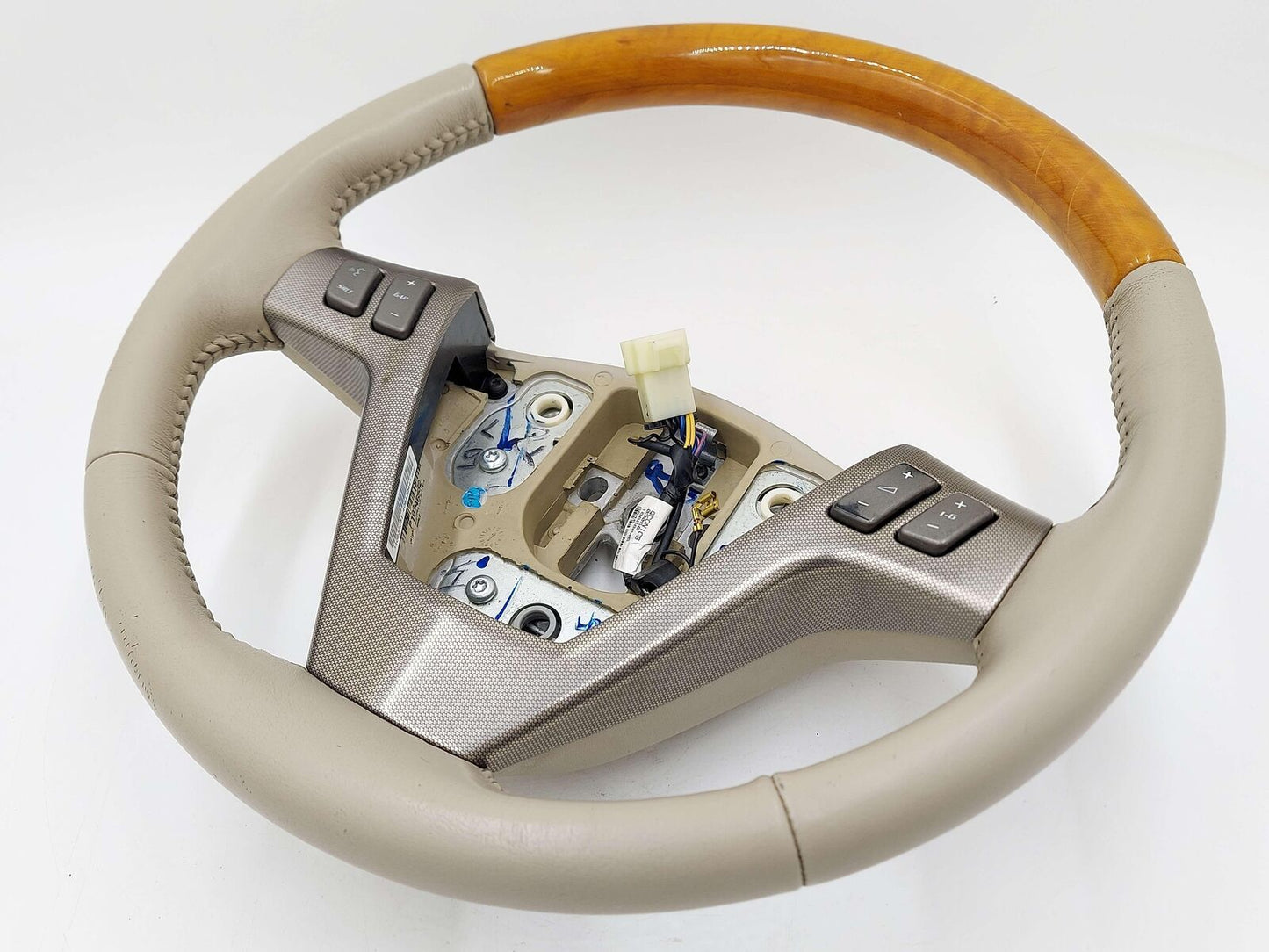 04-06 CADILLAC XLR Steering Wheel Deluxe Light Wood Shale