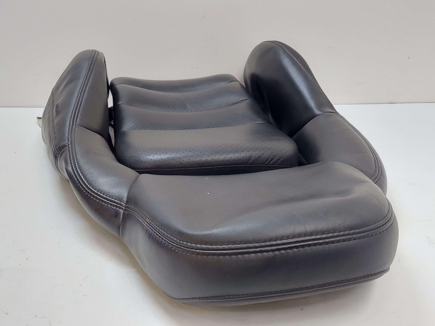 07-11 CHEVY CORVETTE FRONT LH LEFT LEATHER SEAT BACK COVER BLACK *NOTES*