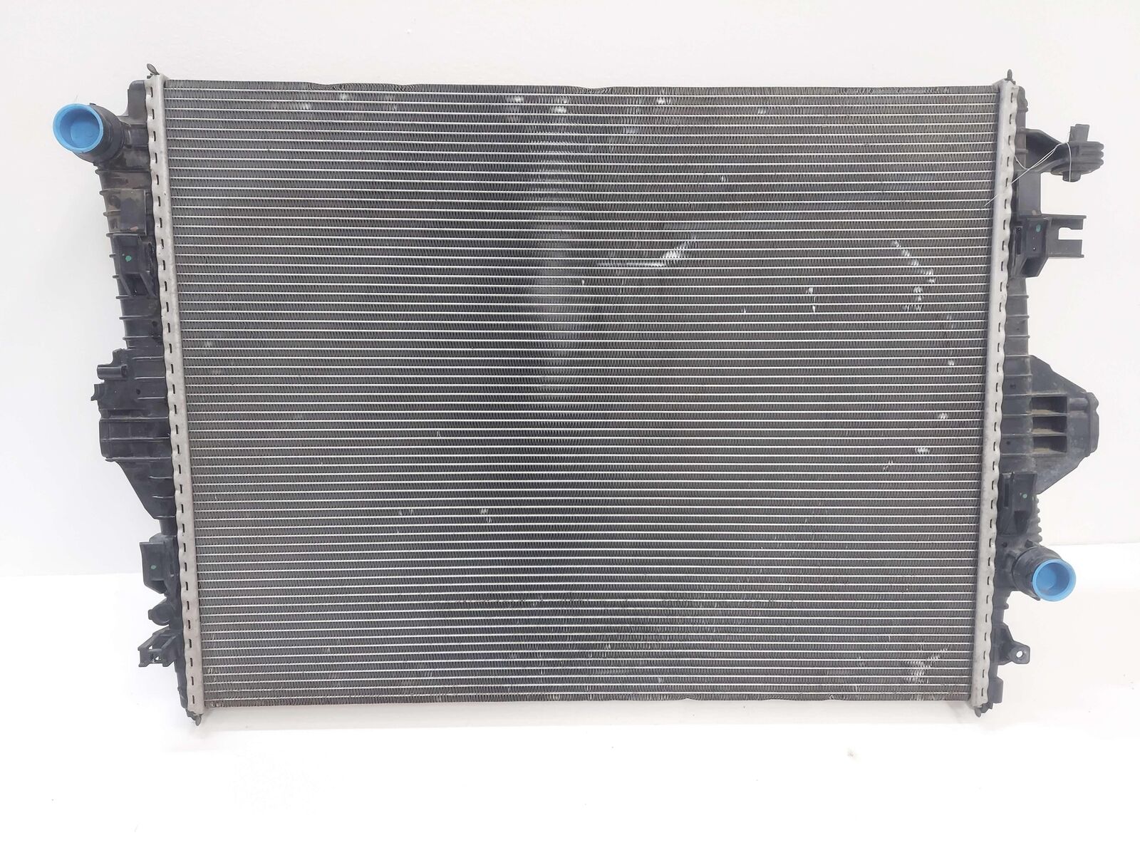 11-18 PORSCHE CAYENNE GTS 958 3.6L COOLANT RADIATOR 7P0121253A *DENTS BENT FINS*