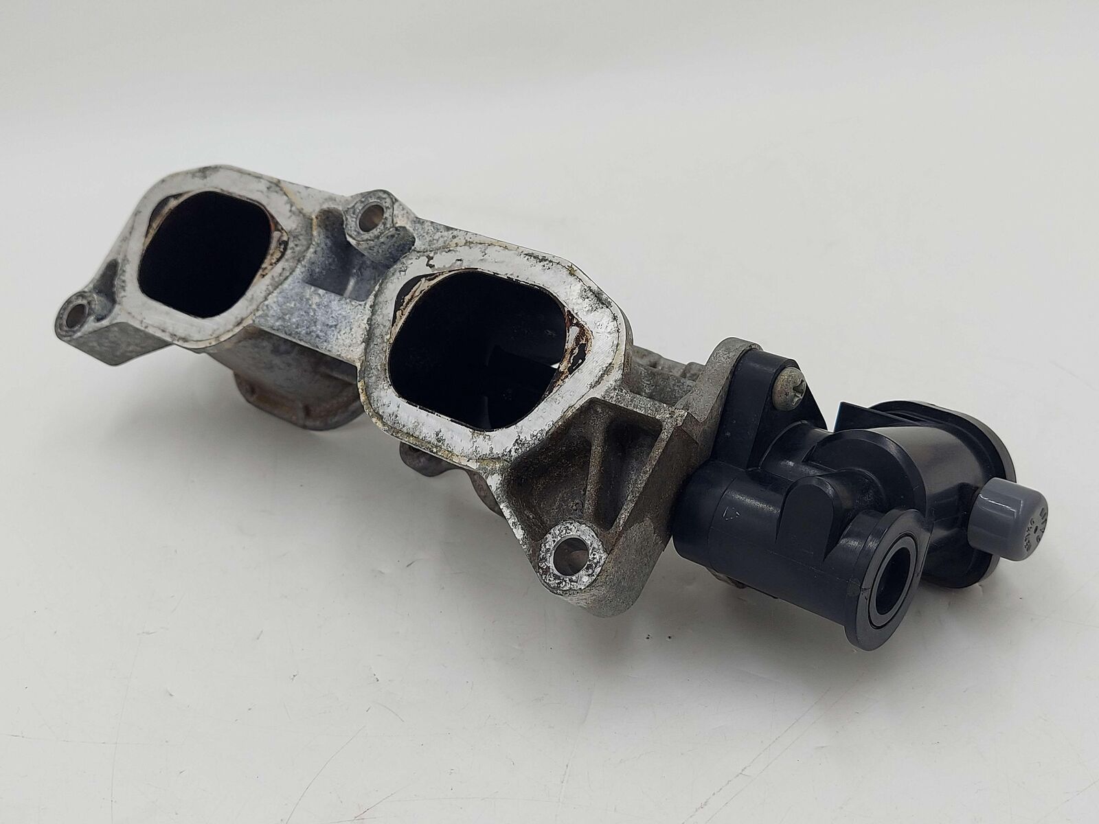 13-17 Subaru Xv LH Left Lower Crosstrek Intake Manifold TGV Top Feed 14111012000