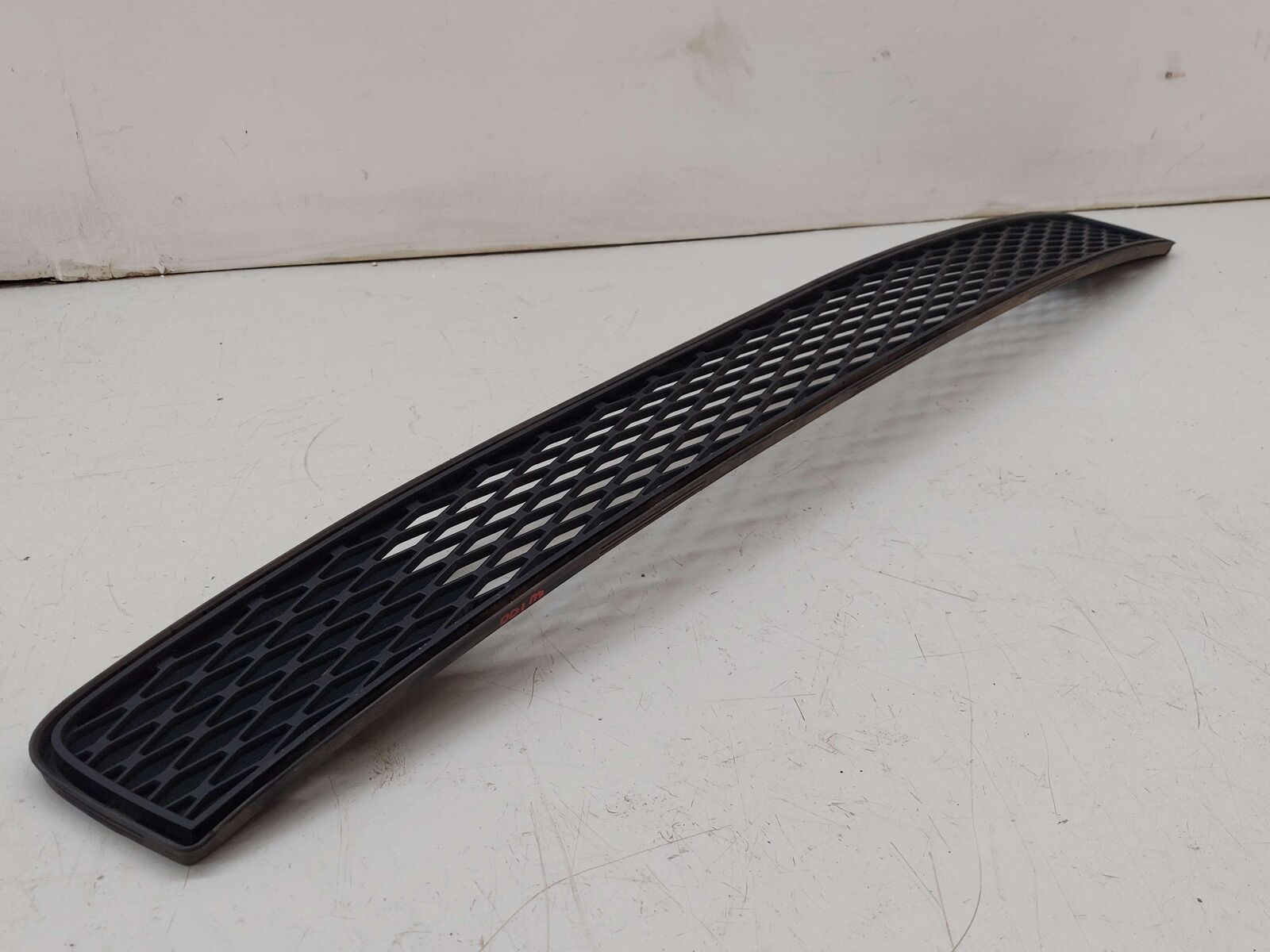 11-17 TOYOTA SIENNA SE GRILL GRILLE LOWER 5311208020