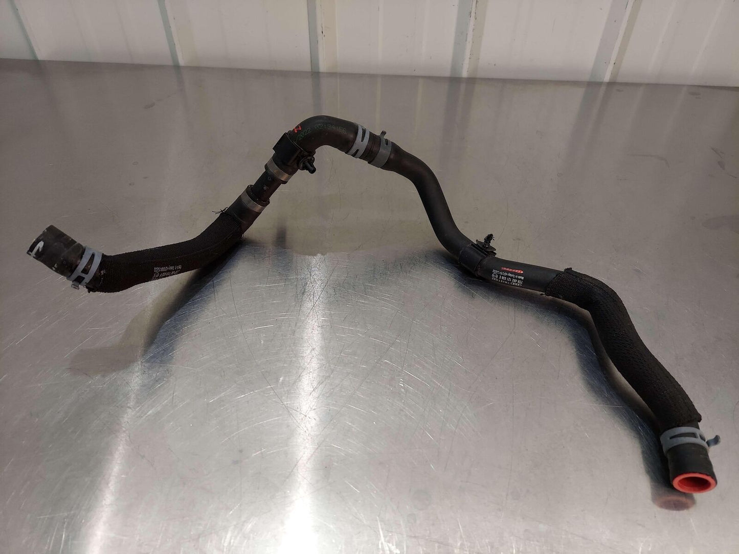 2023 Audi Q8 E-tron Quattro Coolant Pipe 4KE121036E