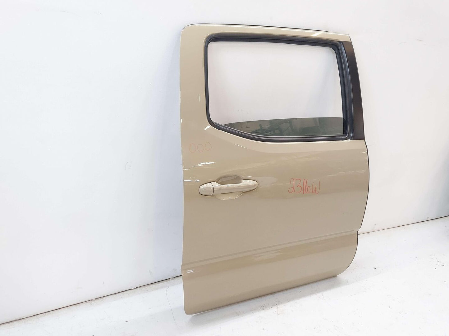 16-23 TOYOTA TACOMA REAR RIGHT DOOR QUICKSAND BEIGE 4V6 CREW CAB