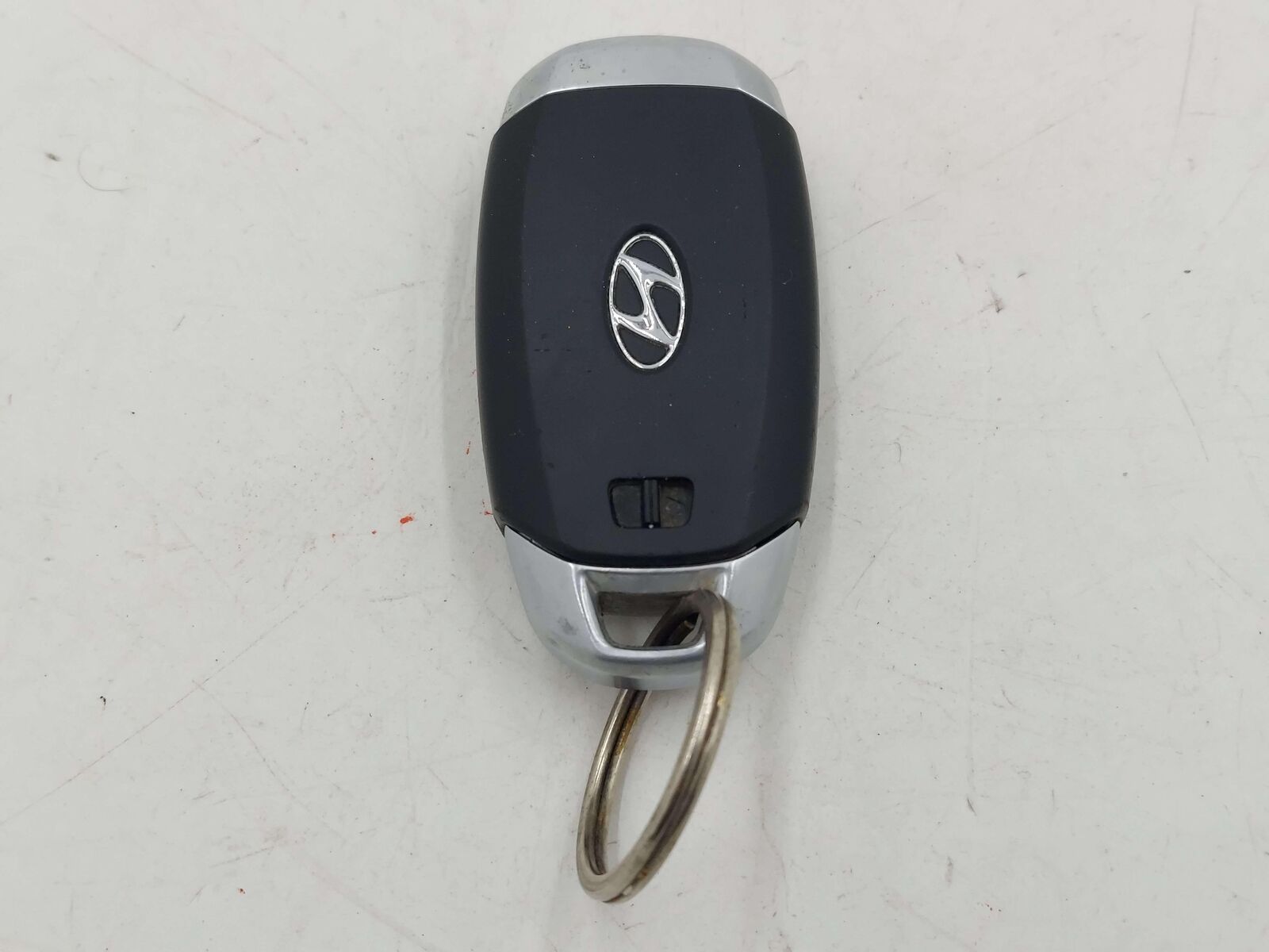 20-21 HYUNDAI PALISADE IGNITION KEY FOB REMOTE START SMART KEY FOB *PITTING*