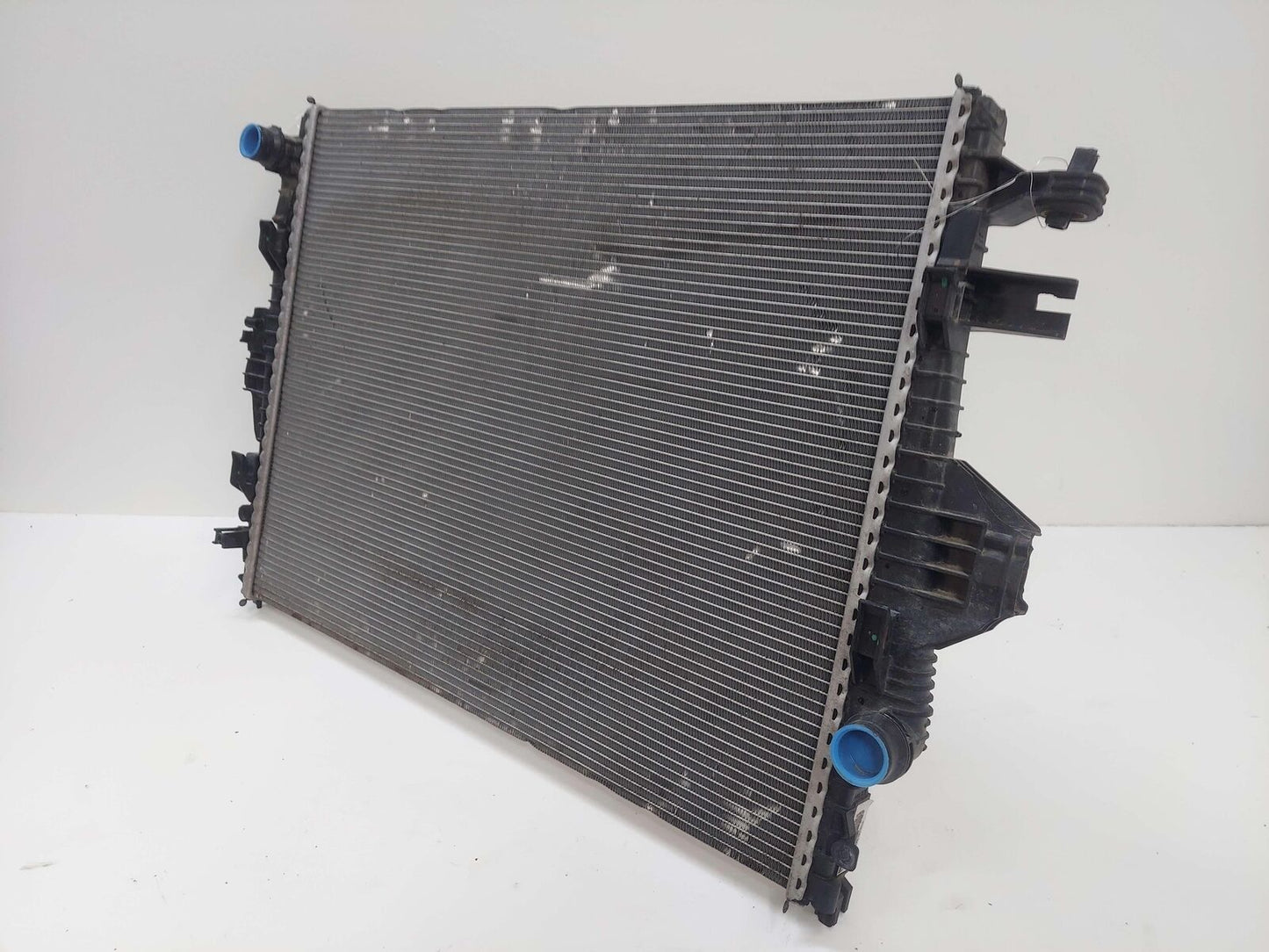 11-18 PORSCHE CAYENNE GTS 958 3.6L COOLANT RADIATOR 7P0121253A *DENTS BENT FINS*