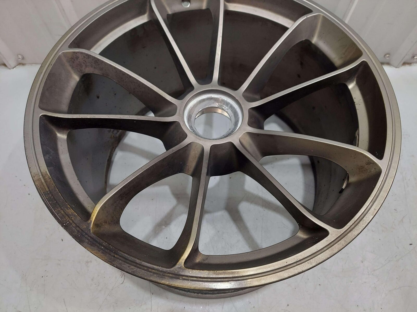 14-16 PORSCHE 911 991 GT3 REAR WHEEL RIM 20X12 10 SPOKE ALLOY *NOTE