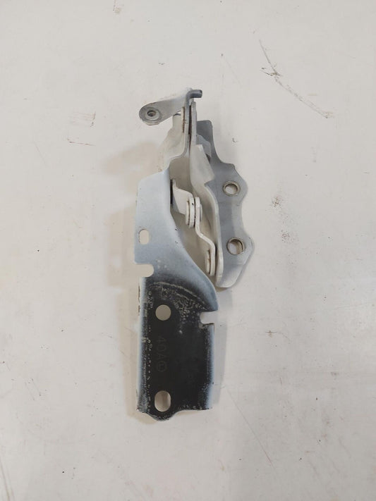 16-23 LEXUS IS300 LEFT HOOD HINGE 5342053130