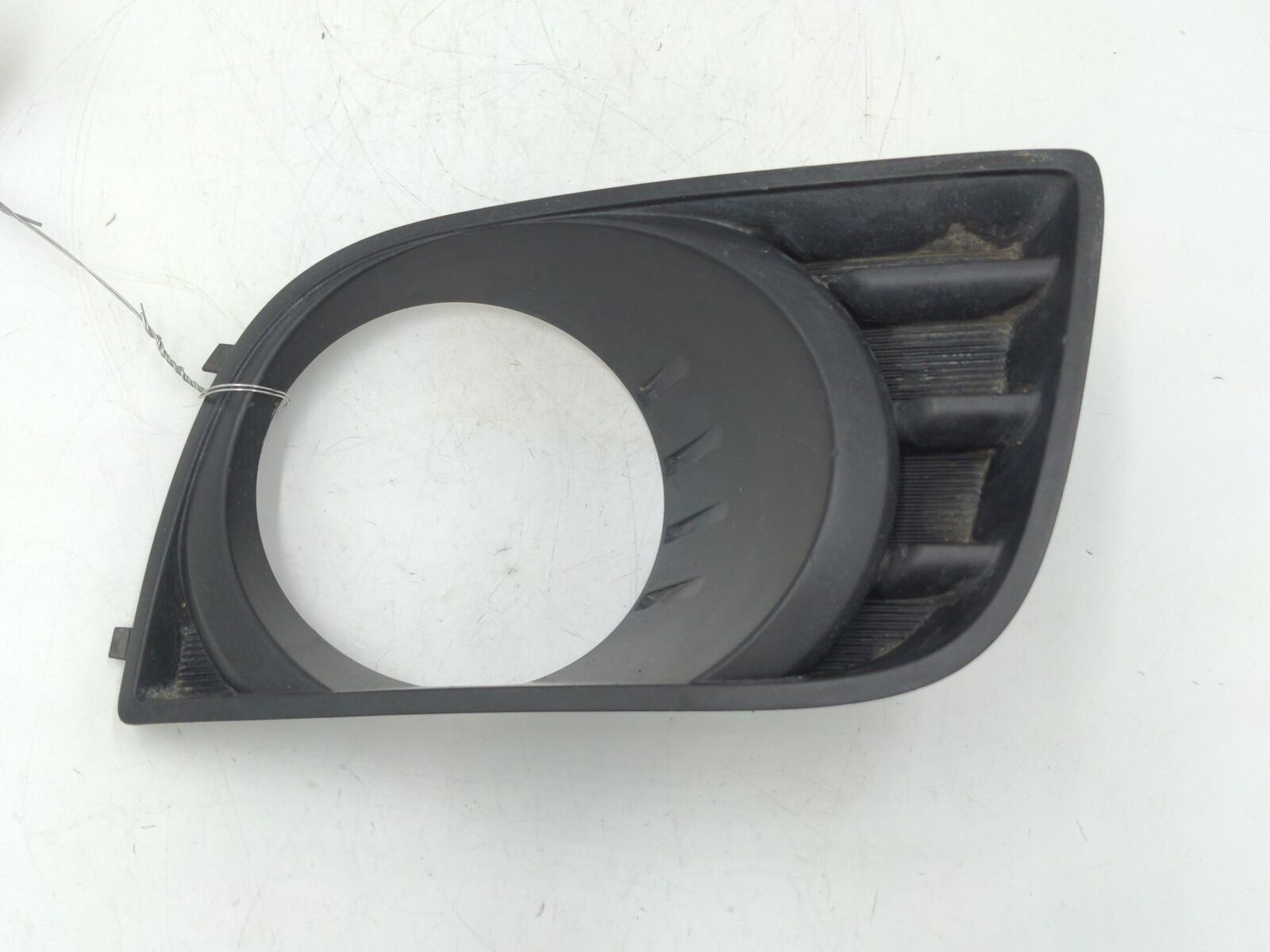 2014 TOYOTA SEQUOIA LEFT END FOG LIGHT TRIM BEZEL 81482-0C021