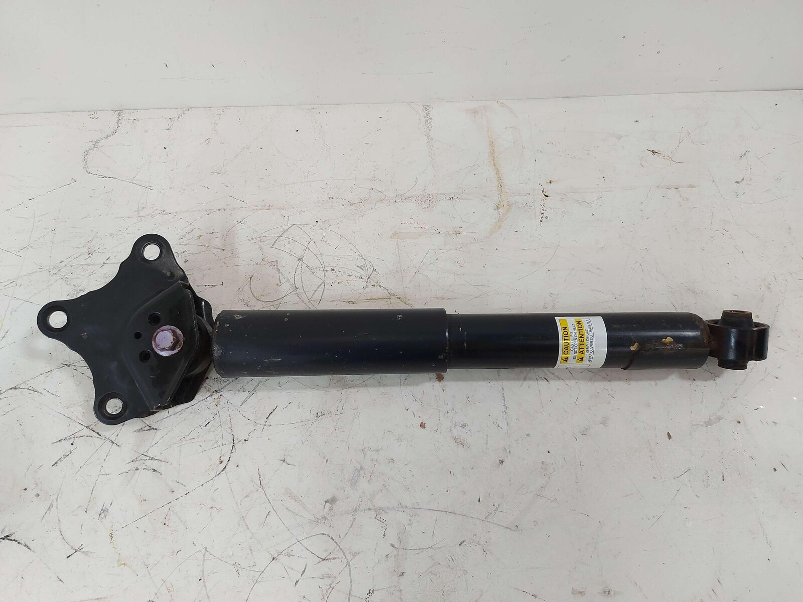 2020 TOYOTA HIGHLANDER REAR LEFT SHOCK ABSORBER 48531-0E360