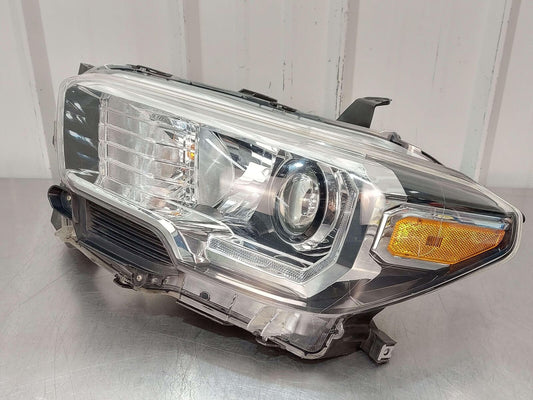 16-23 TOYOTA TACOMA FRONT LEFT HEADLIGHT HEADLAMP 8115004270