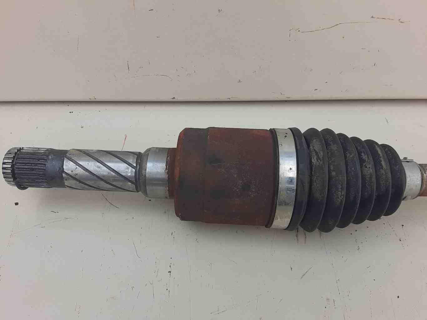 13-16 FORD ESCAPE Rear RH Right CV Axle Shaft CV61-4K138-AA only 16K KM's!