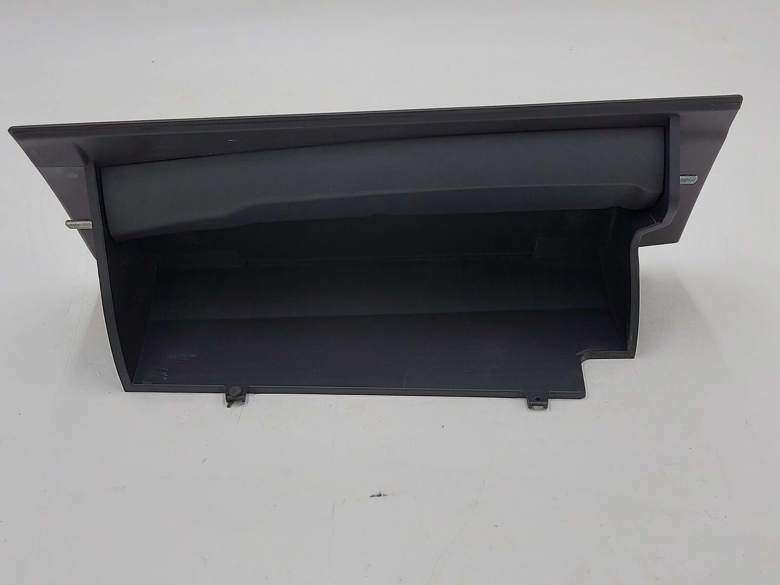 03-05 BMW Z4 E85 Front Dash Glove Box Oregon Black PLASW 7054193 77320110