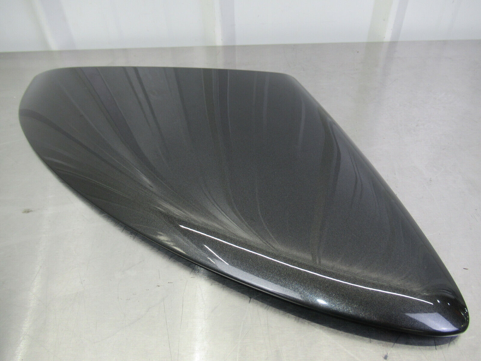 T020 2016 16 MCLAREN 570S LH LEFT LOWER QUARTER PANEL TRIM COVER REAR FENDER