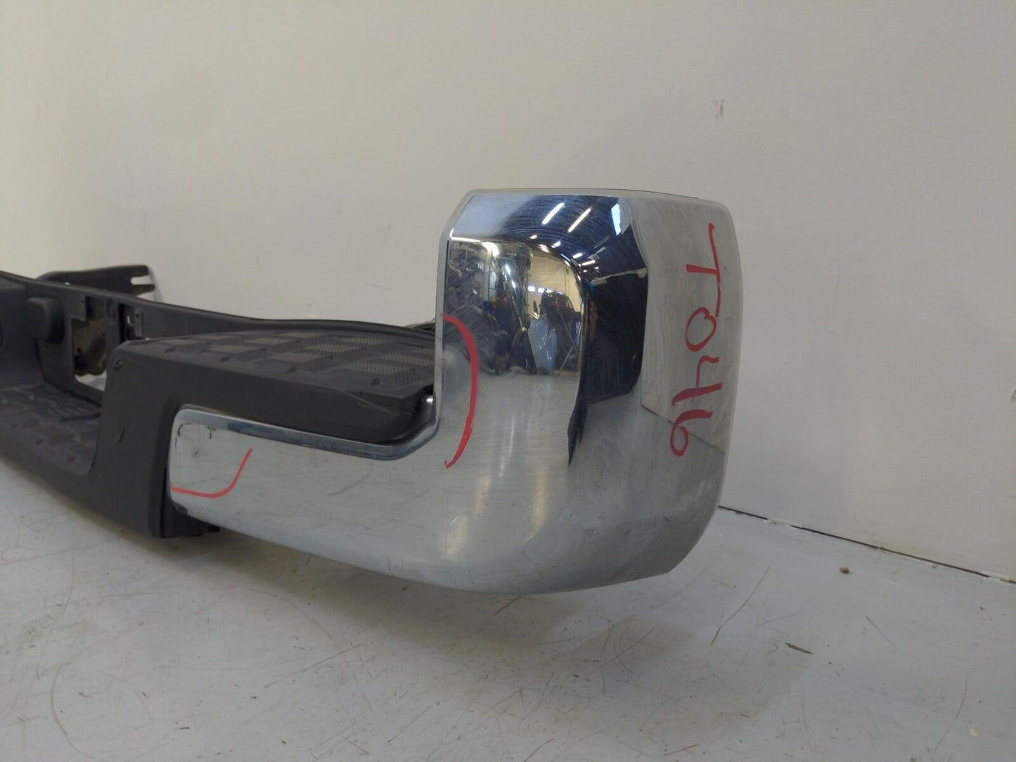 16-22 TOYOTA TACOMA Rear Bumper *notes* 82159-04020 103KM'S