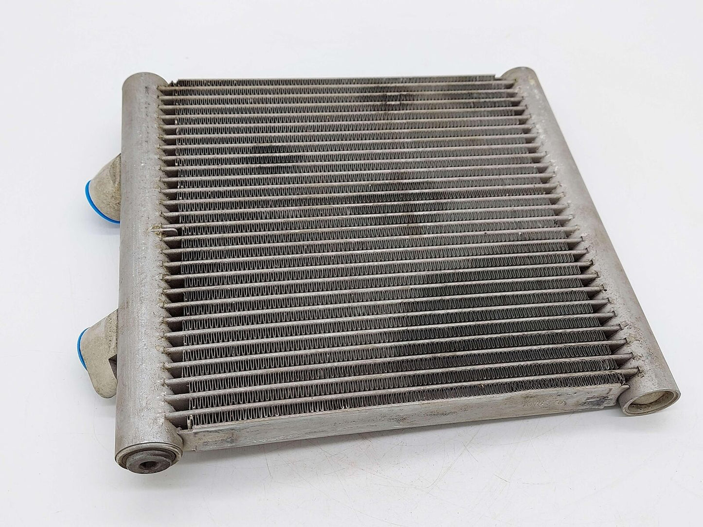 17-21 MERCEDES E63S AMG W213 FRONT RH RIGHT ENGINE OIL COOLER A0995005700