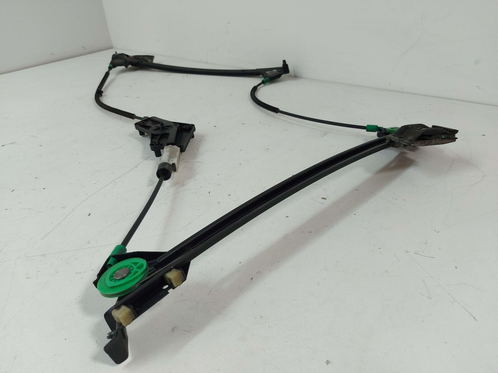 06-13 Porsche 911 997 Turbo Coupe Front Right DOOR WINDOW REGULATOR 99754207602