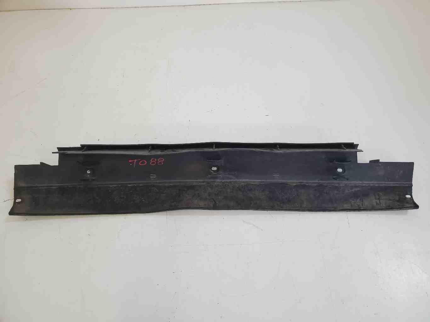 04 CADILLAC XLR Front Lower Air Dam Deflector