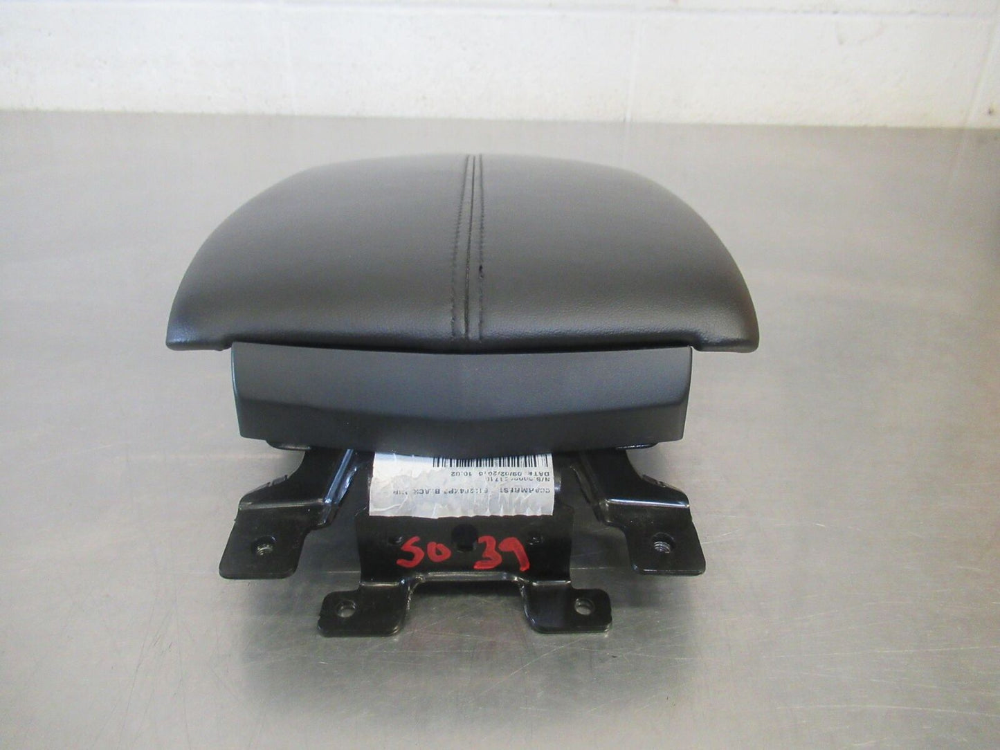 14-18 CADILLAC ATS Front Console Lid Armrest Black *notes*