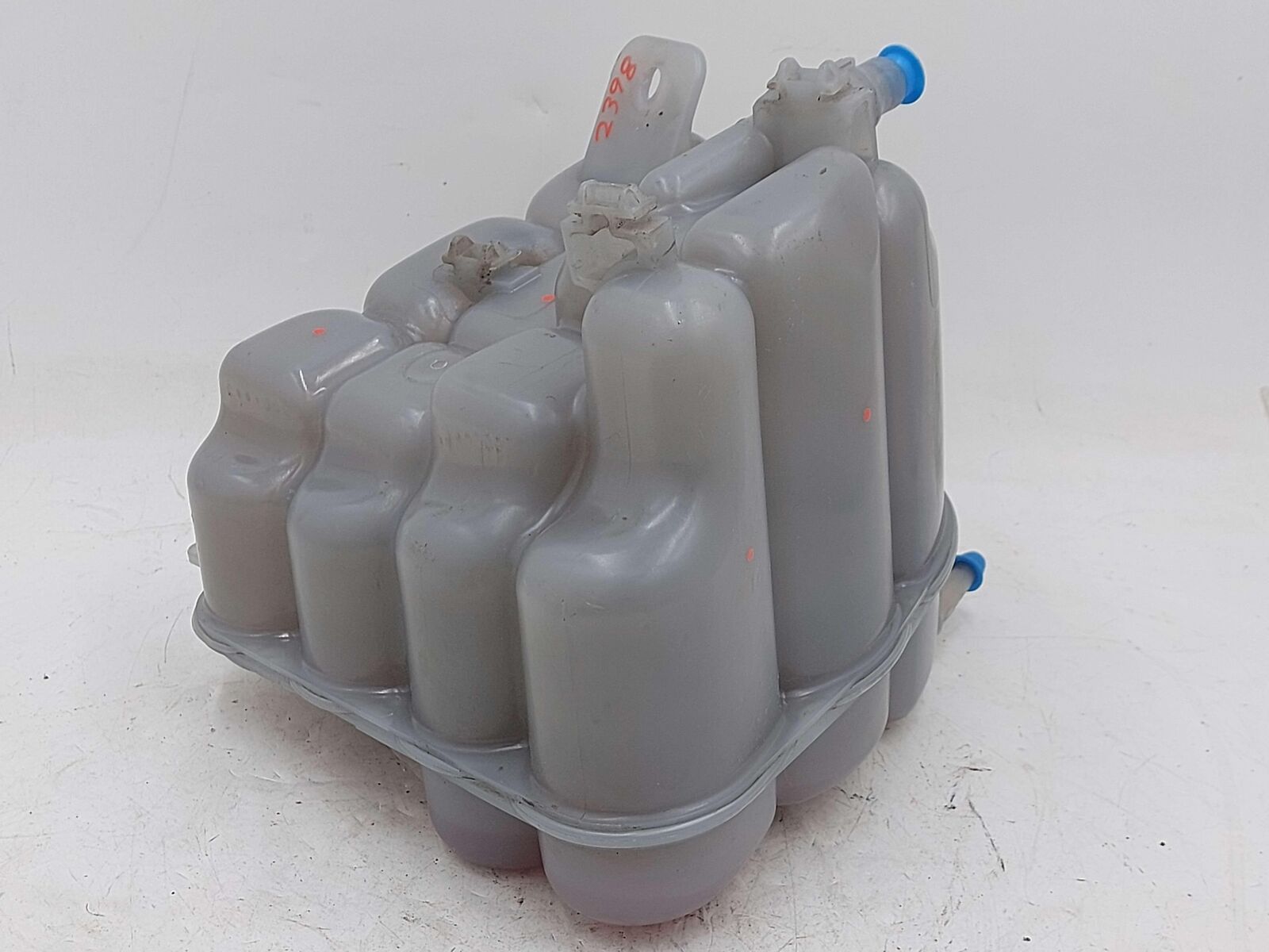 11-18 PORSCHE CAYENNE 958 S E-HYBRID COOLANT OVERFLOW RECOVERY BOTTLE 7P0121407B