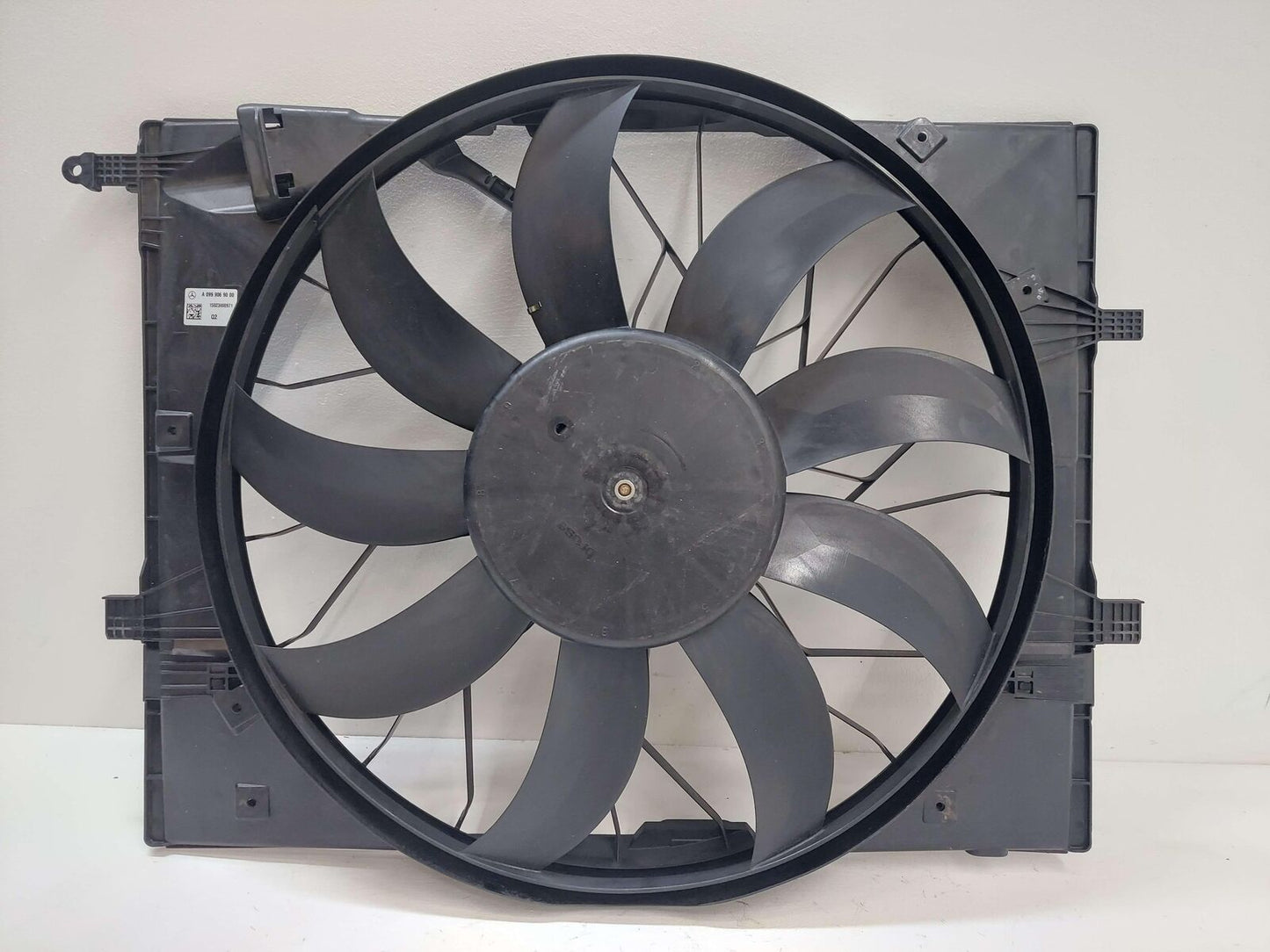 15-18 MERCEDES C63S AMG W205 ELECTRIC COOLING FAN MOTOR SEDAN *NOTE