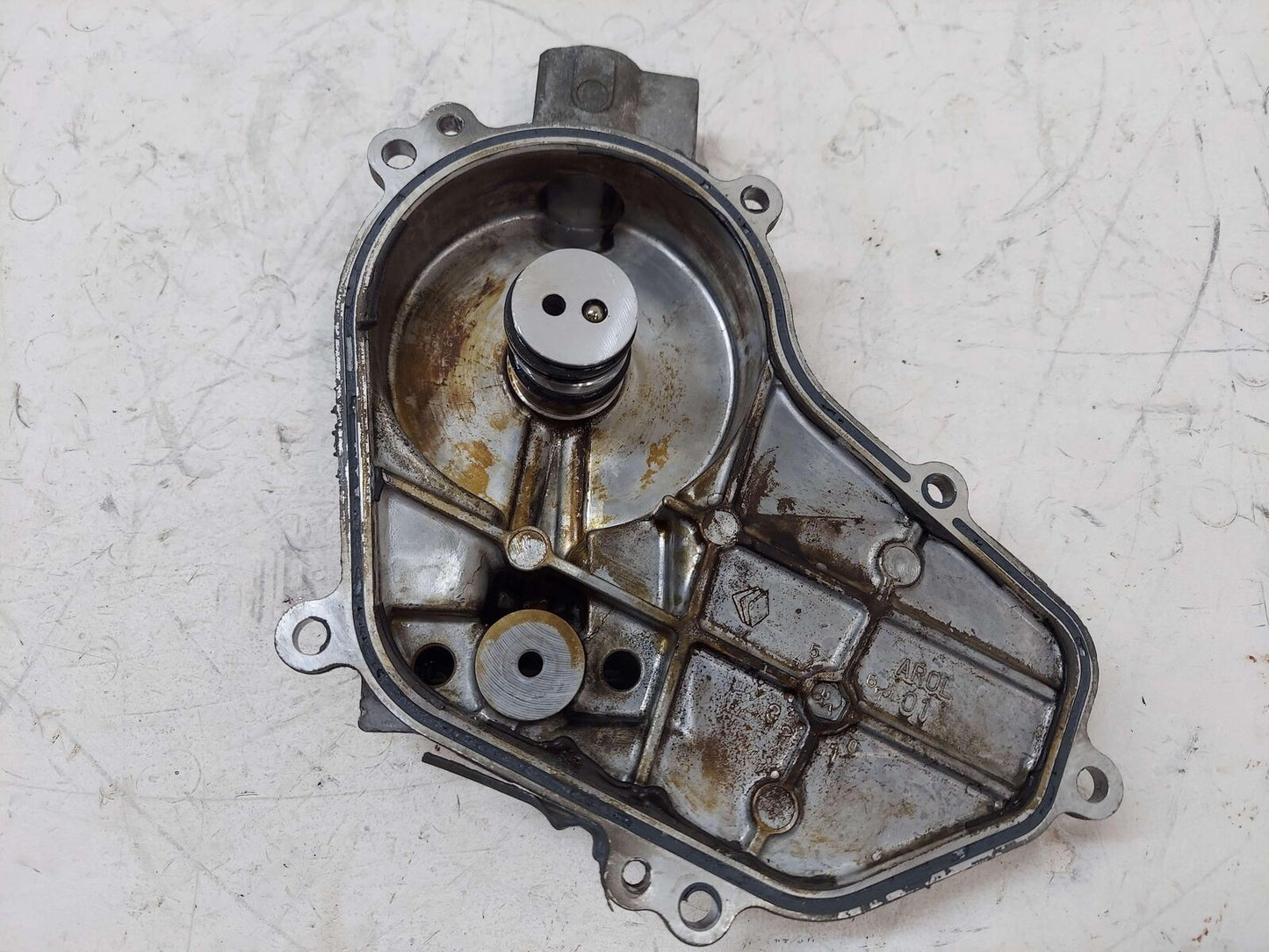 03-08 INFINITI FX45 LH UPPER OUTER ENGINE VARIABLE TIMING CONTROL COVER 4.5L