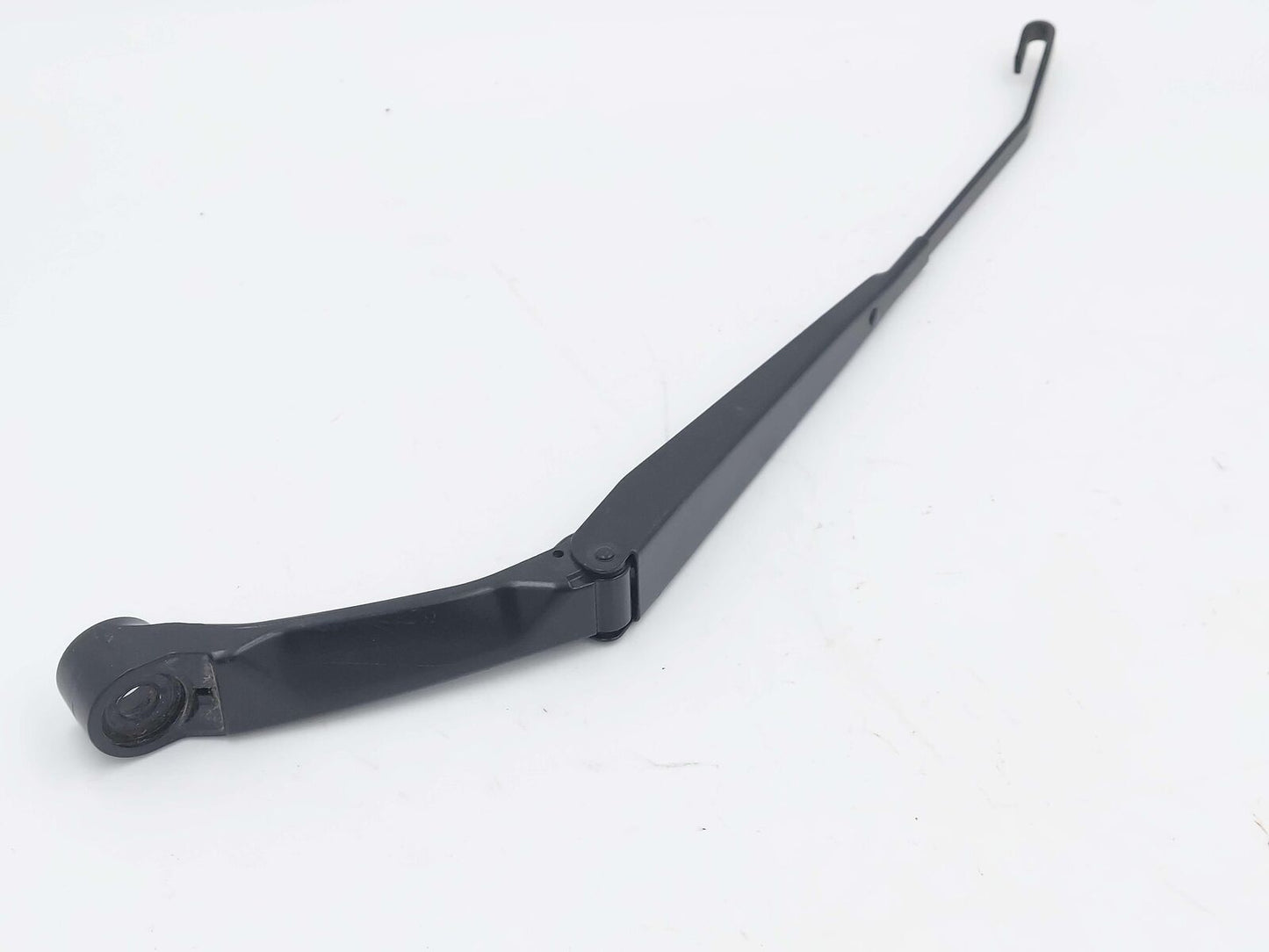 16-23 TOYOTA TACOMA RIGHT WIPER ARM 8521104040 OEM