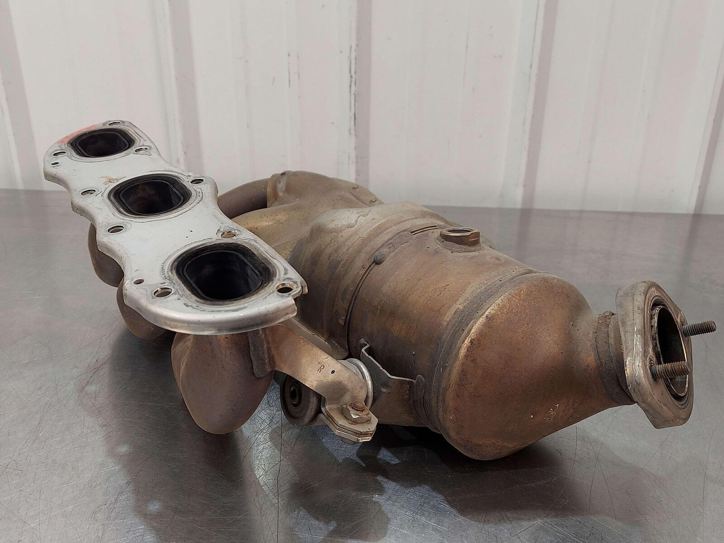 14-16 PORSCHE CAYMAN GT4 981 RIGHT EXHAUST MANIFOLD 3.8L 98111321204