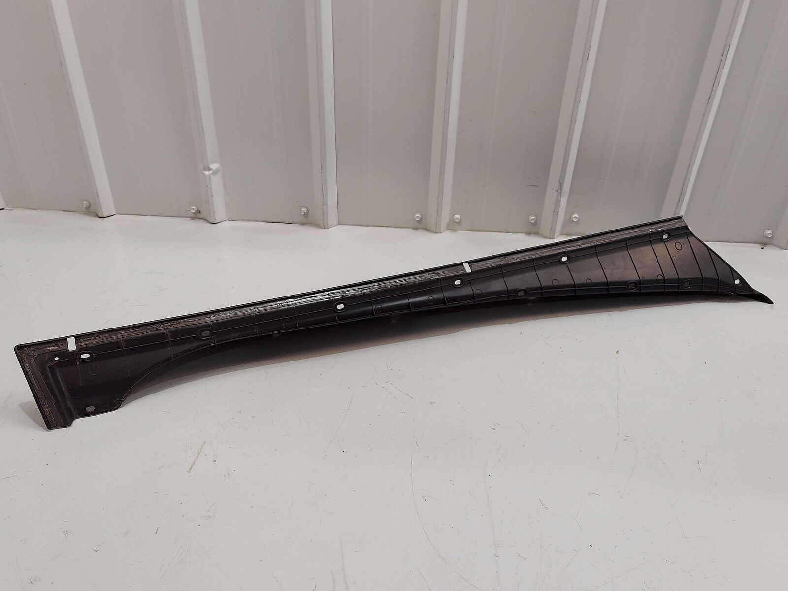 2023 McLaren Artura RH Right Door Moulding Lower Trim *pitting* 16AD781CP 3K KM