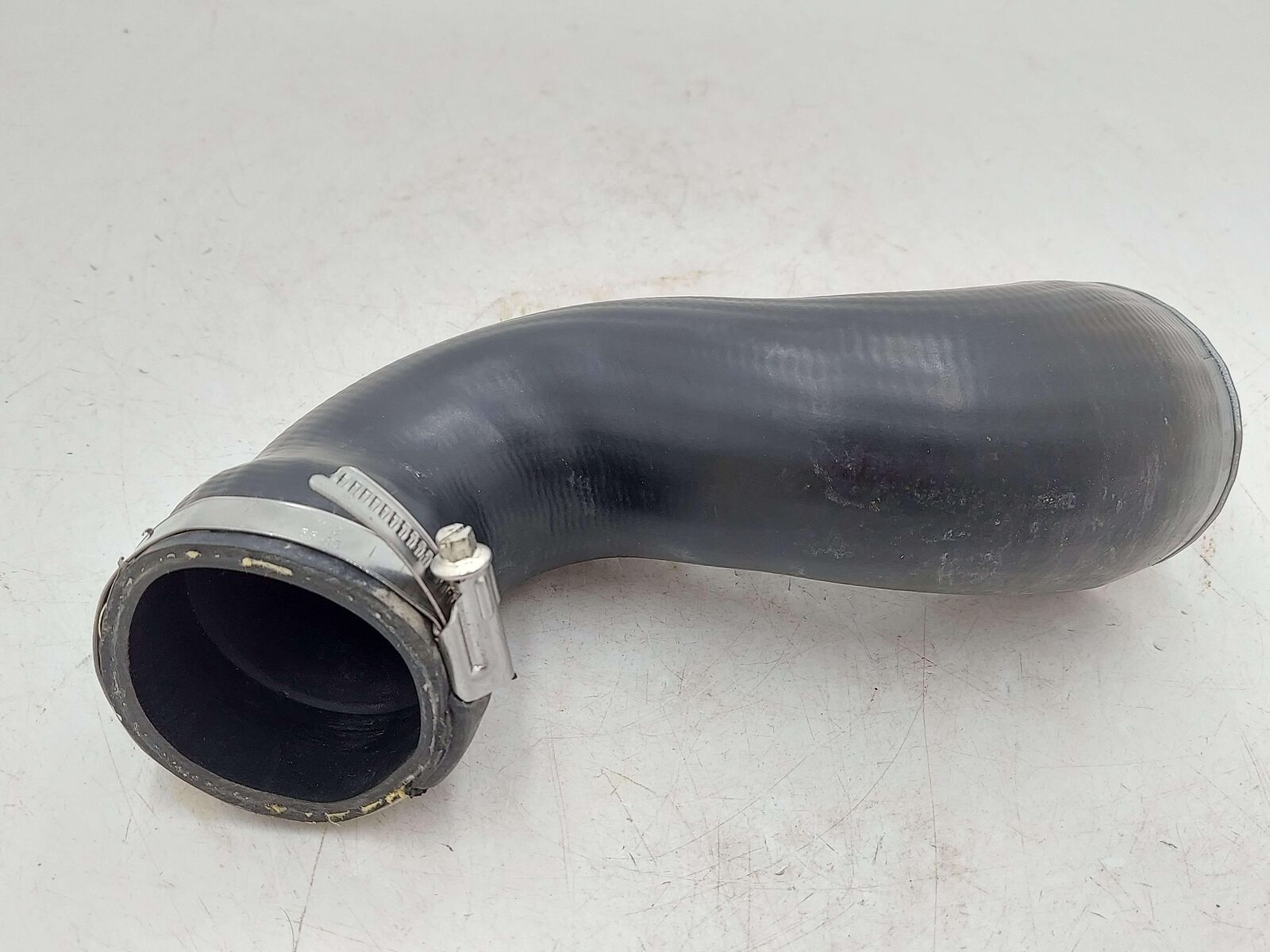 2018 Mclaren 570s Hose RH Right Turbo Intercooler Pipe Hose 13F0299CP