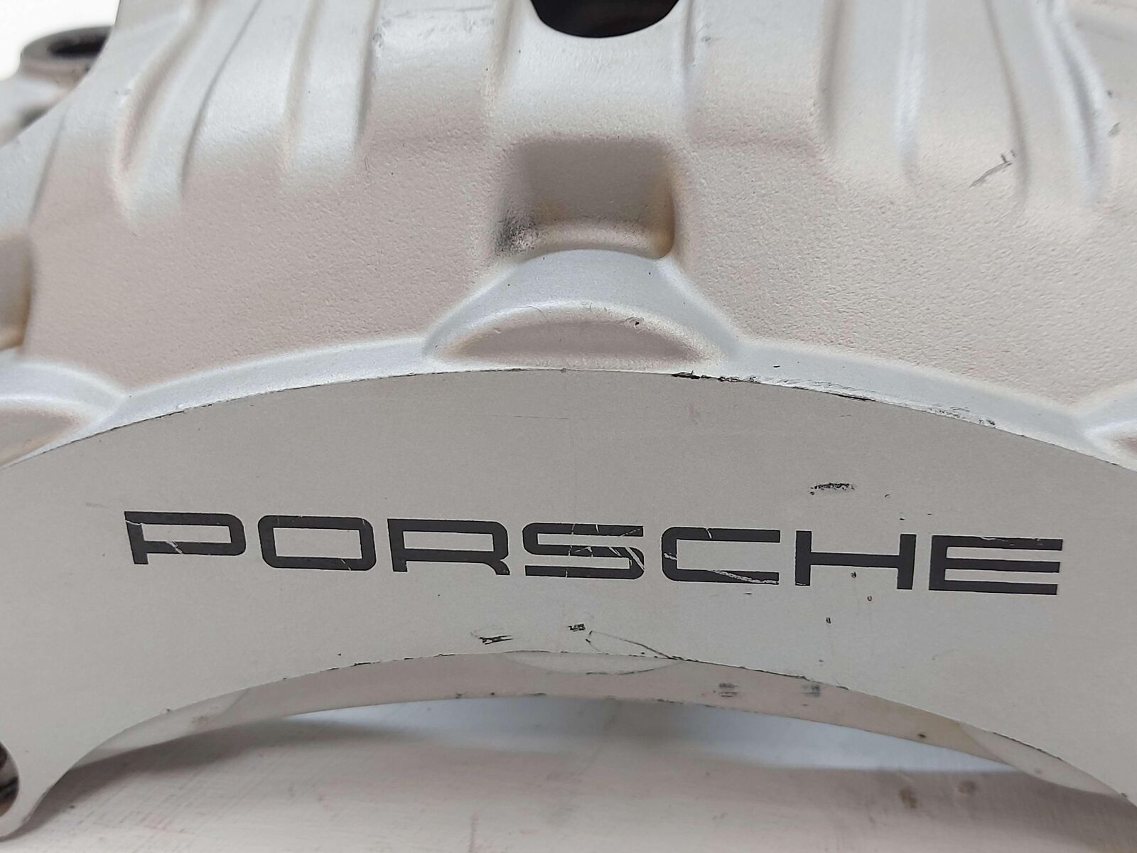 15-16 PORSCHE MACAN 95B S FRONT LEFT BRAKE CALIPER SET R H GRAY *CHIPS IN PAINT*