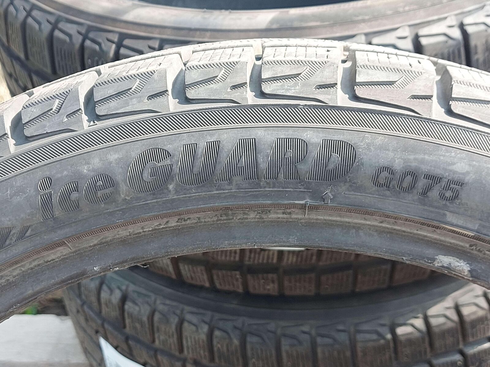 YOKOHAMA ICE GUARD G075 TIRE 295/35R21 11/32 FROM 09-15 MERCEDES ML63 AMG W164