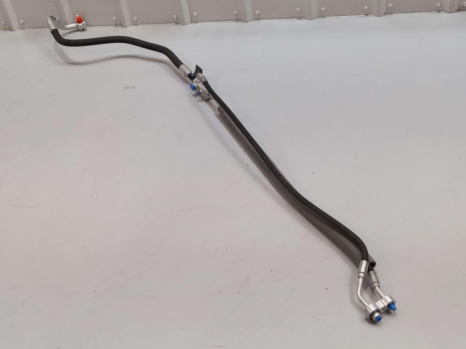 2023 McLaren Artura Hose Battery Ac Cooler Line 16LA356CP