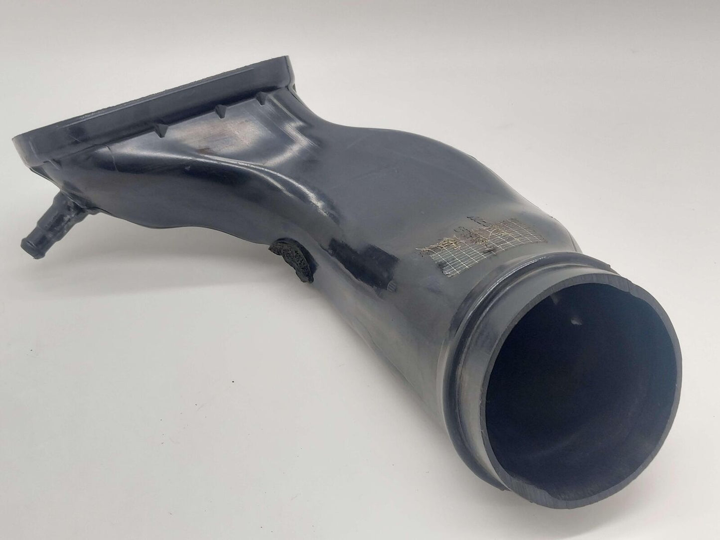 2016 MCLAREN 540C LEFT AIR INTAKE TUBE AIR CLEANER AIR DUCT 13F0681CP