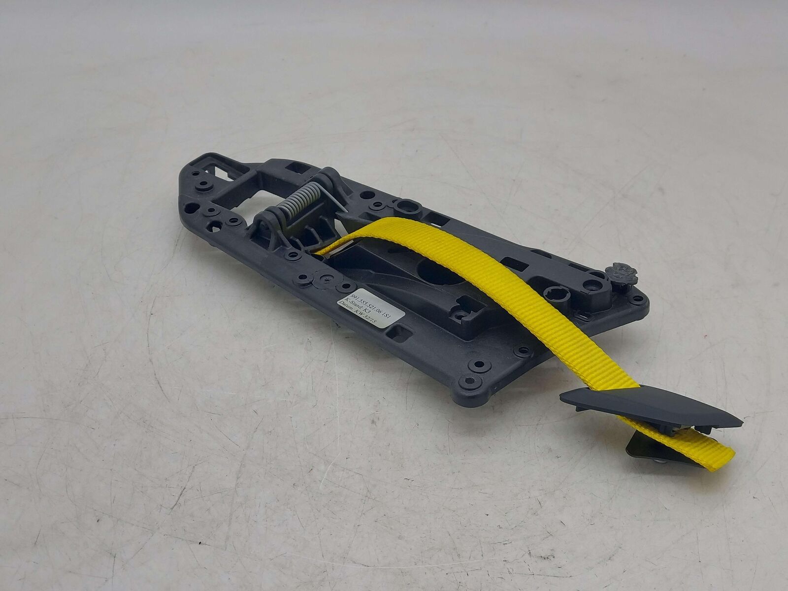 16 PORSCHE CAYMAN GT4 981 LEFT INSIDE DOOR HANDLE YELLOW STRAP DOOR HANDLE