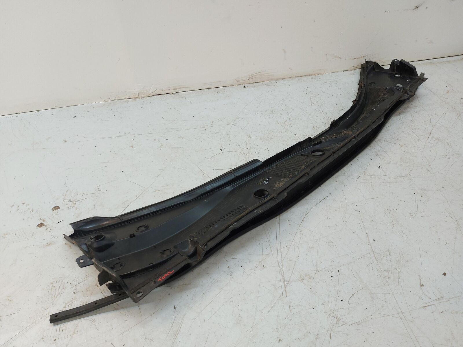 17 LEXUS RX450 HYBRID Cowl Vent Panel 55781-0E100 55708-0E100