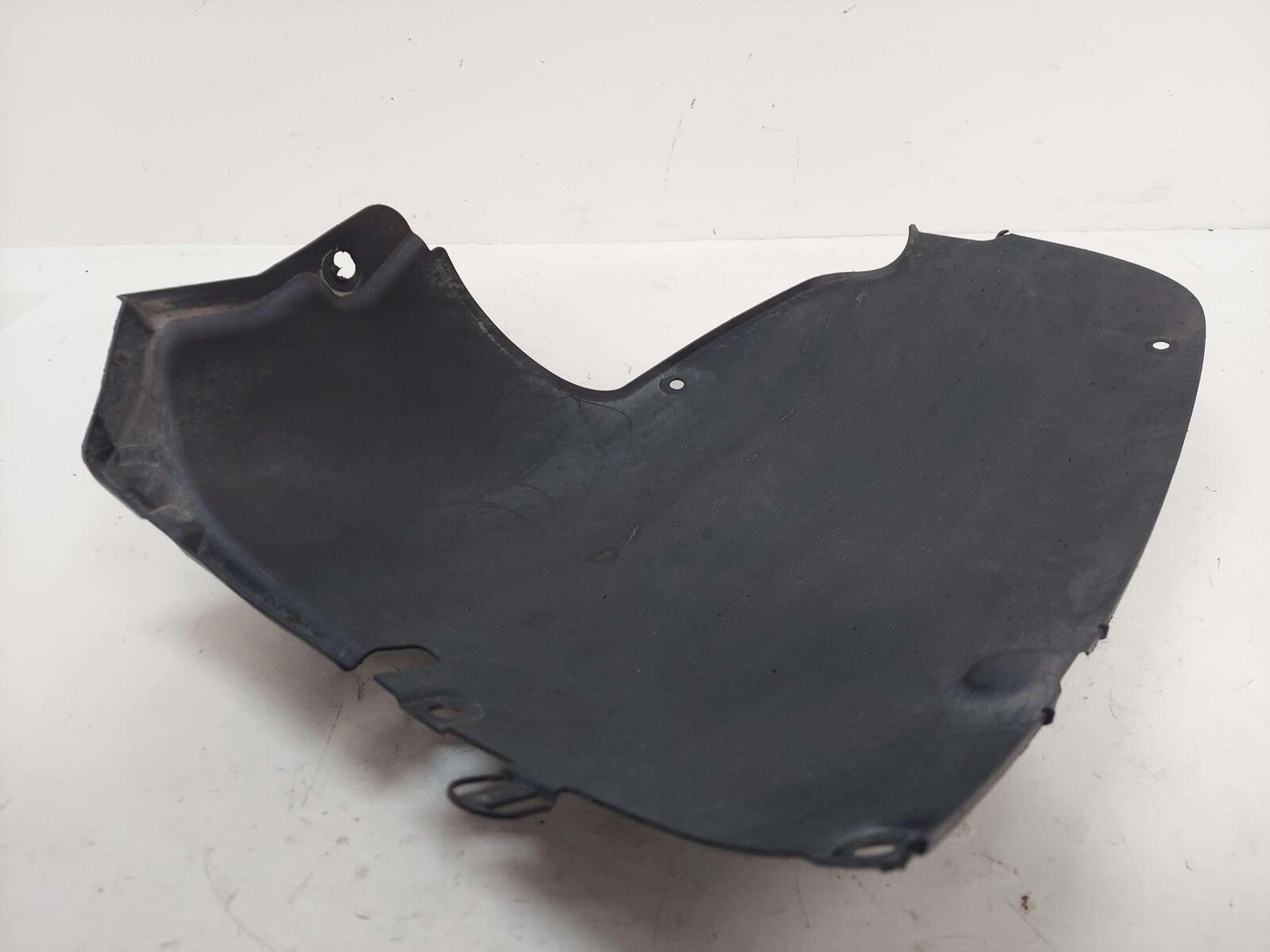 20-23 PORSCHE 911 992 CARRERRA 4S RIGHT REARWARD WHEEL FENDER LINER 992810972