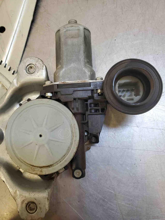 03-21 TOYOTA TUNDRA Rear RH Right Door Power Window Motor 85720-AE010